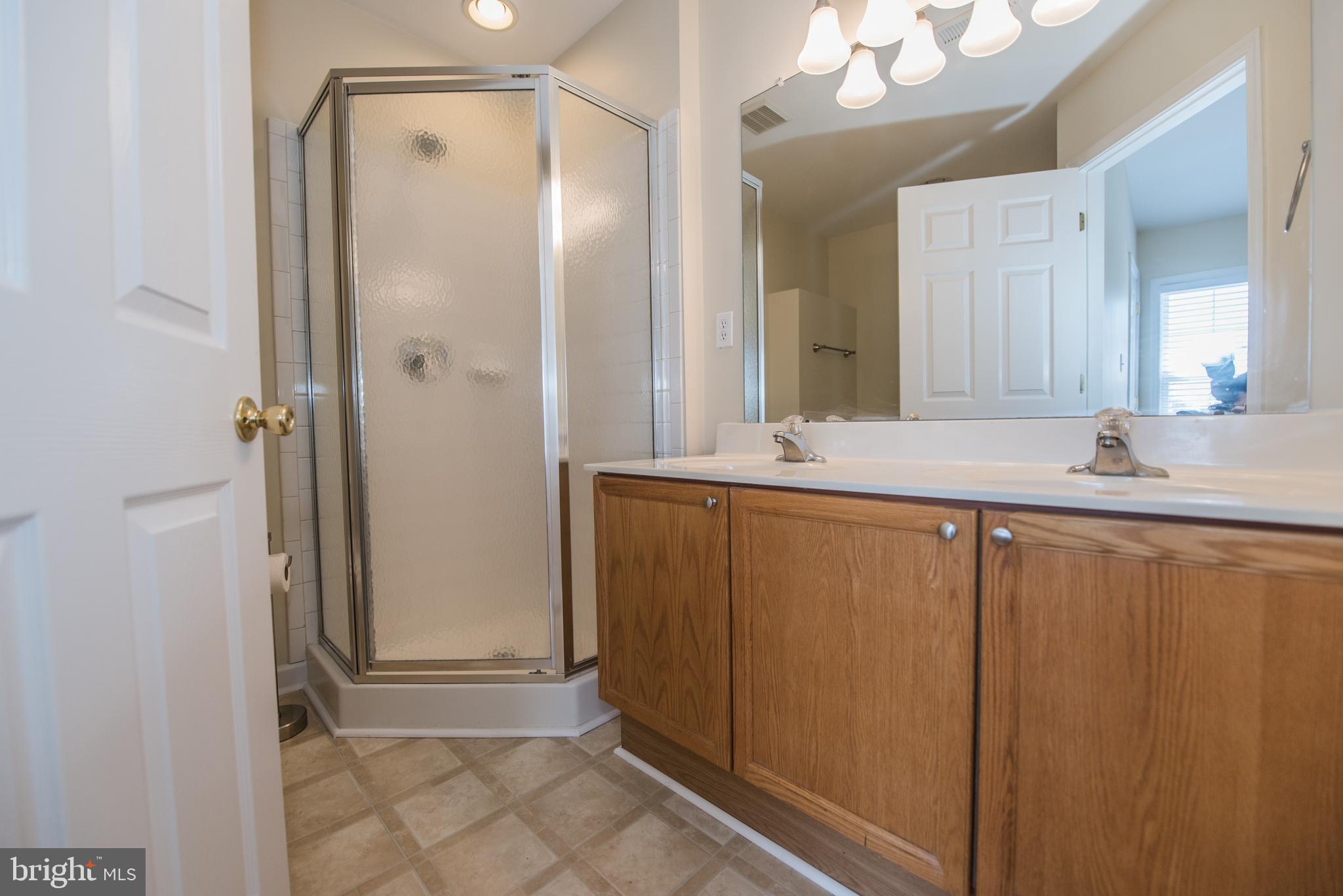 GREEN MEADOWS - Residential