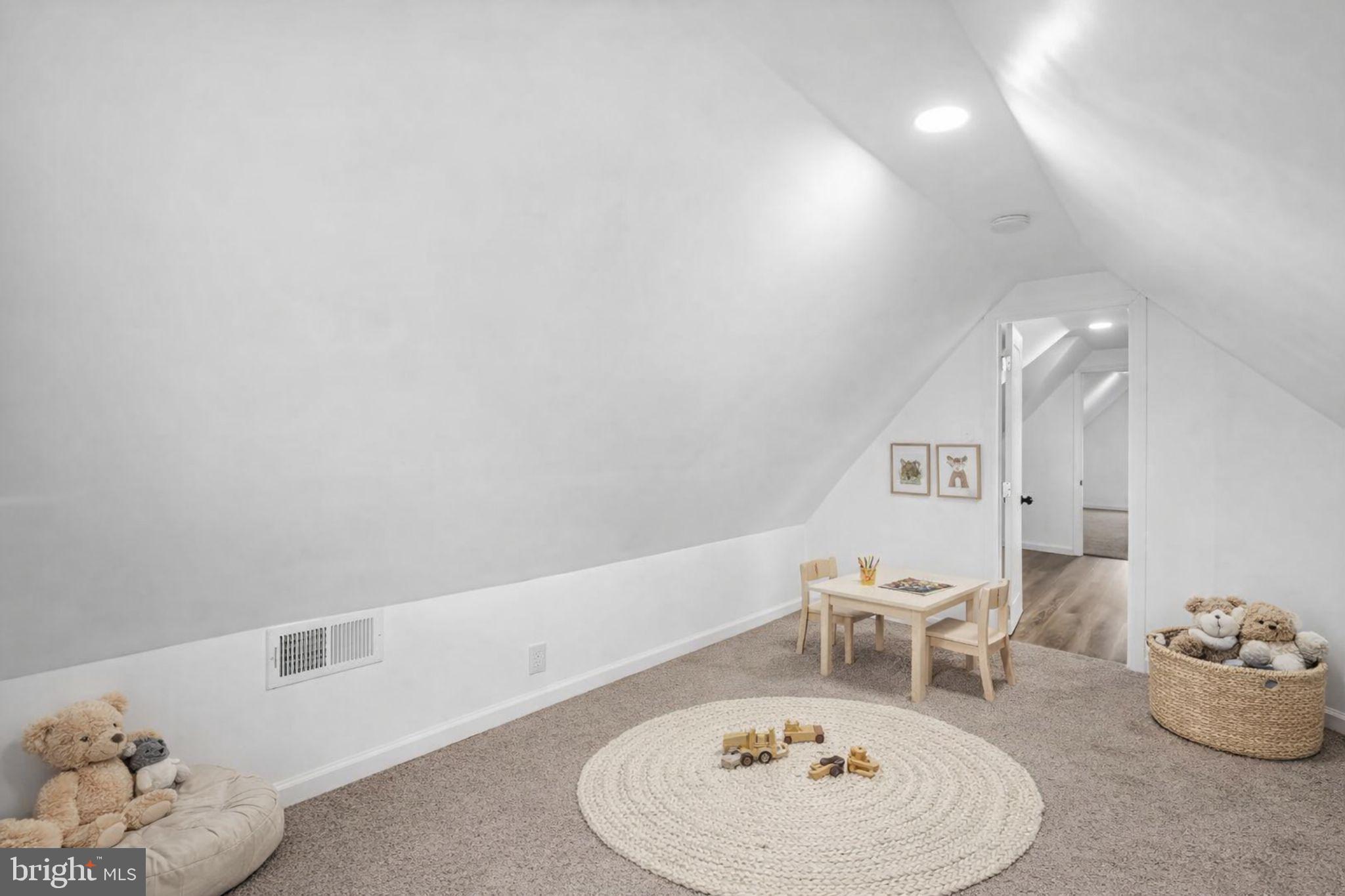 GOVANS - Residential