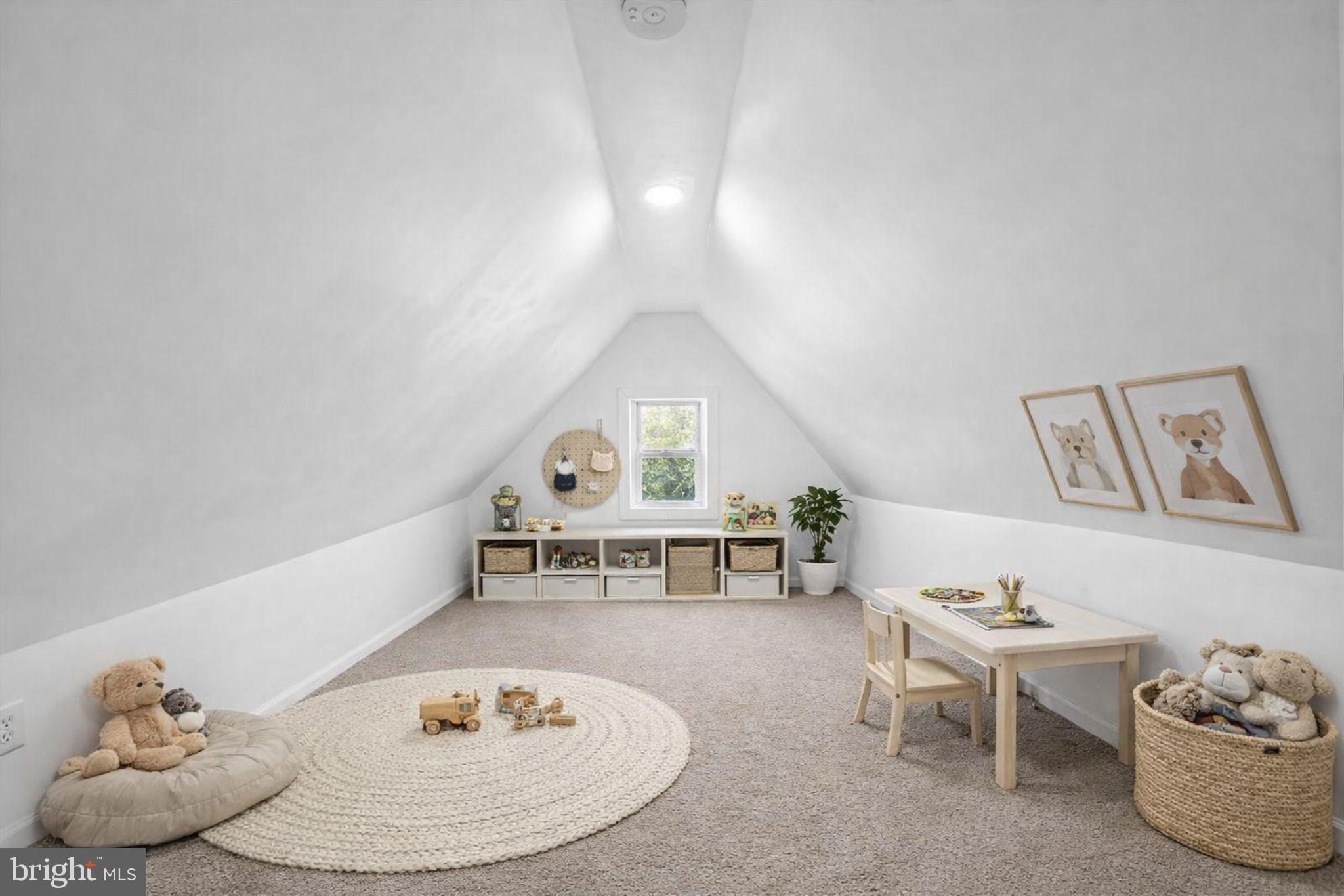 GOVANS - Residential