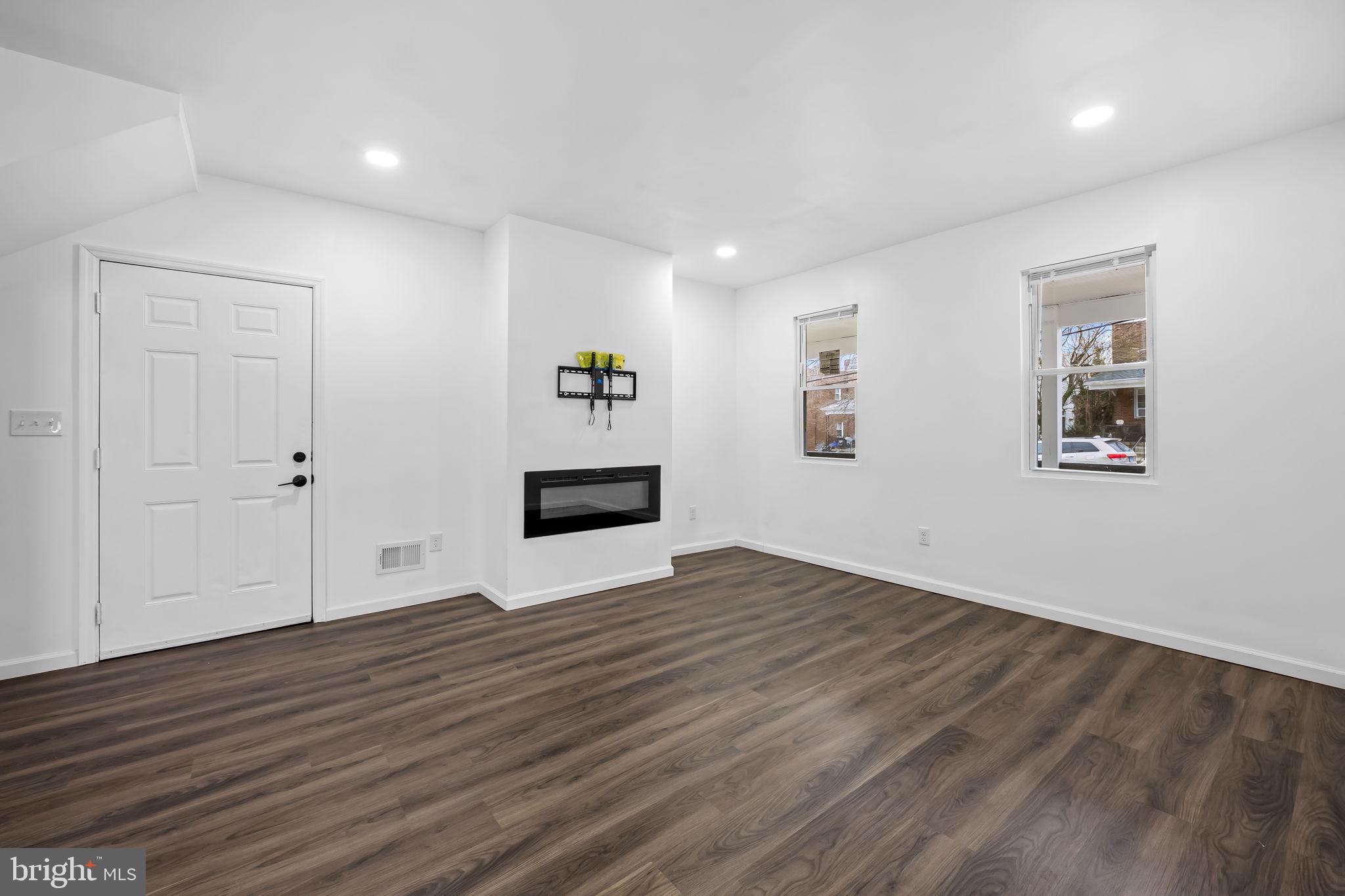 GOVANS - Residential