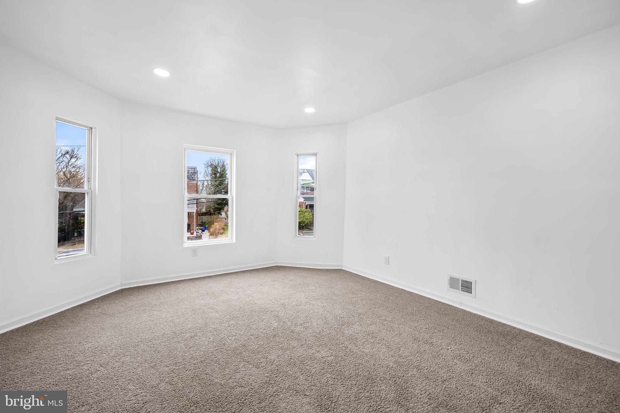 GOVANS - Residential