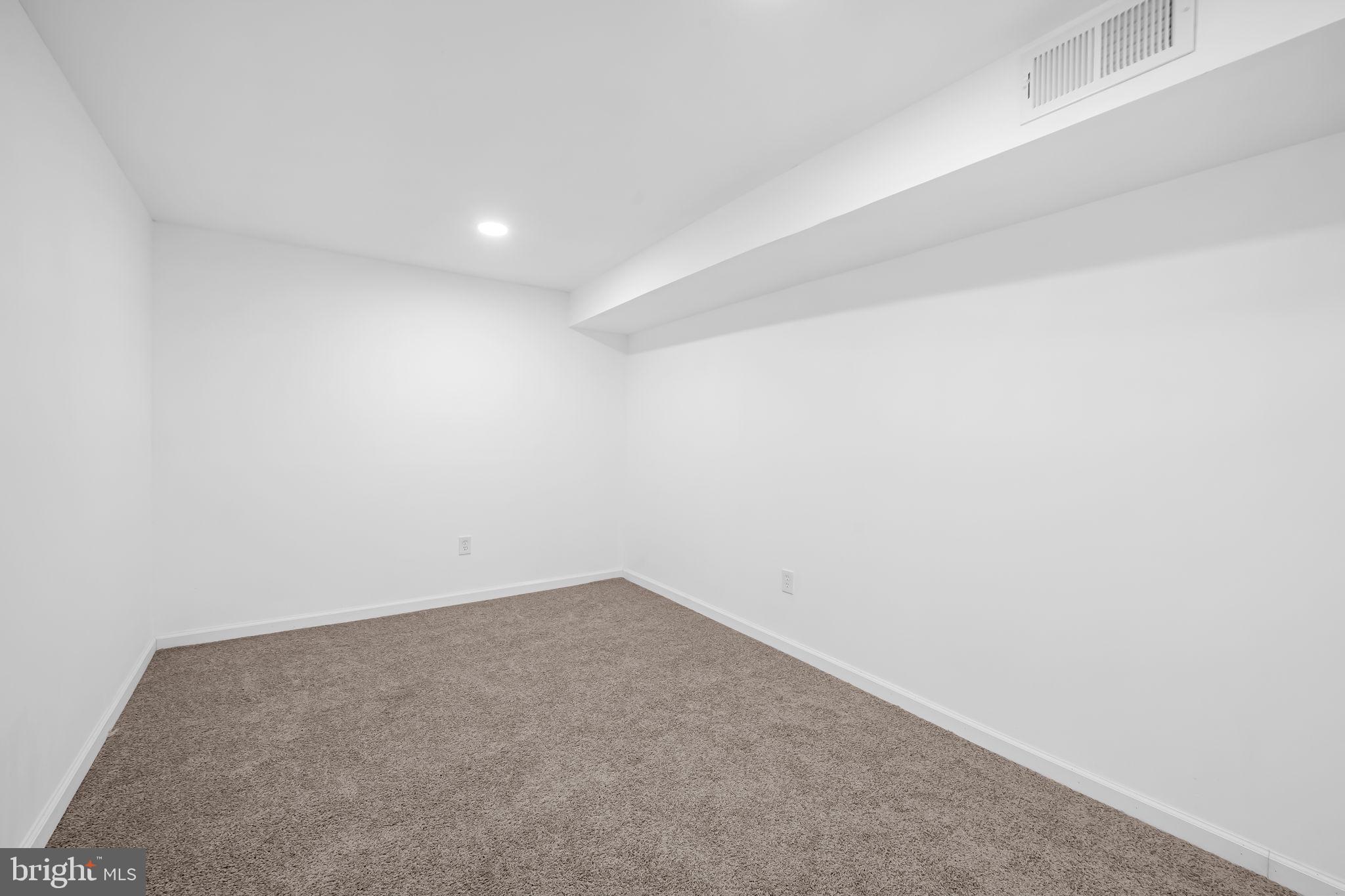 GOVANS - Residential