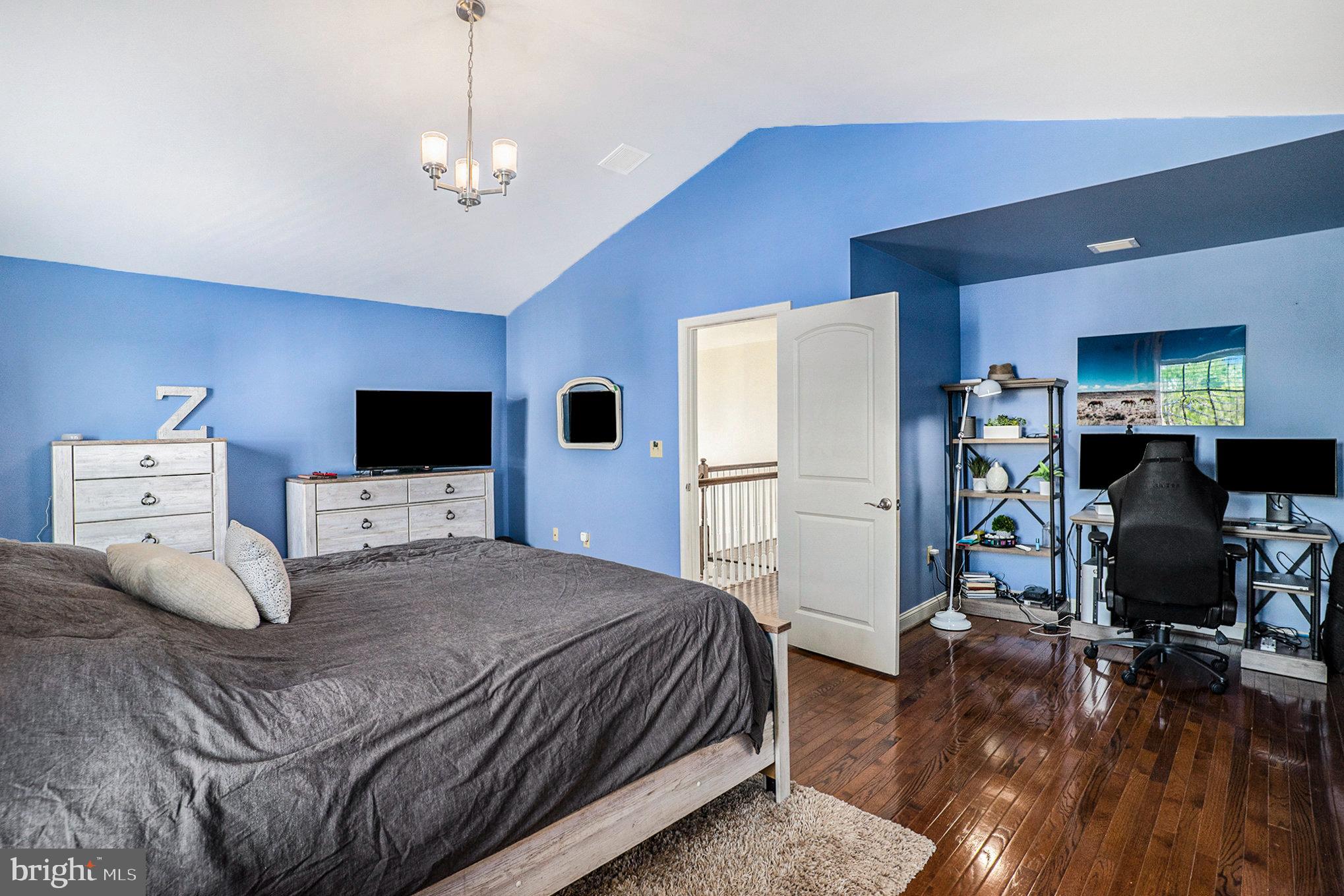 BILTMORE ESTATES - Residential