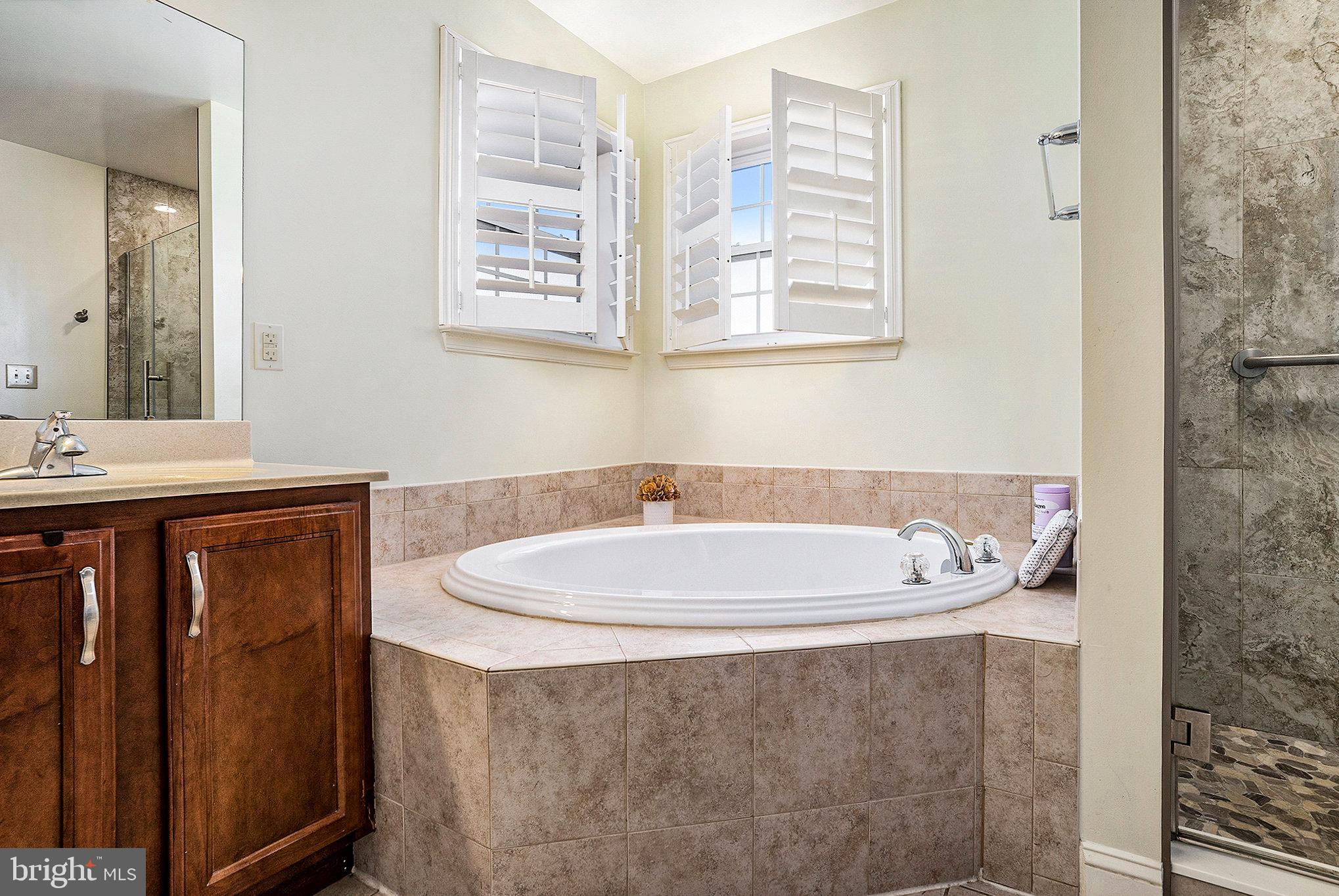 BILTMORE ESTATES - Residential