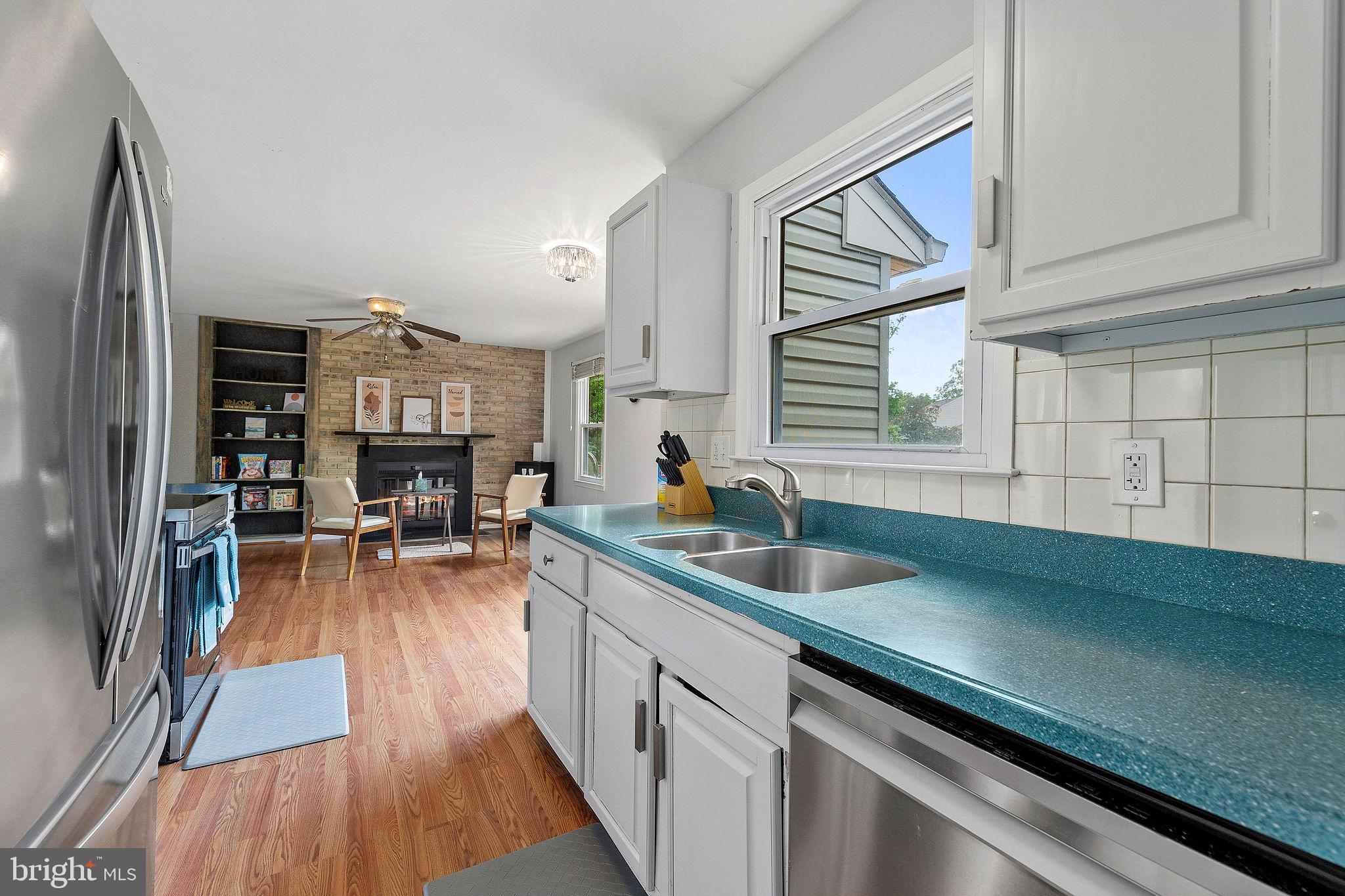 REFLECTION LAKE - Residential Lease