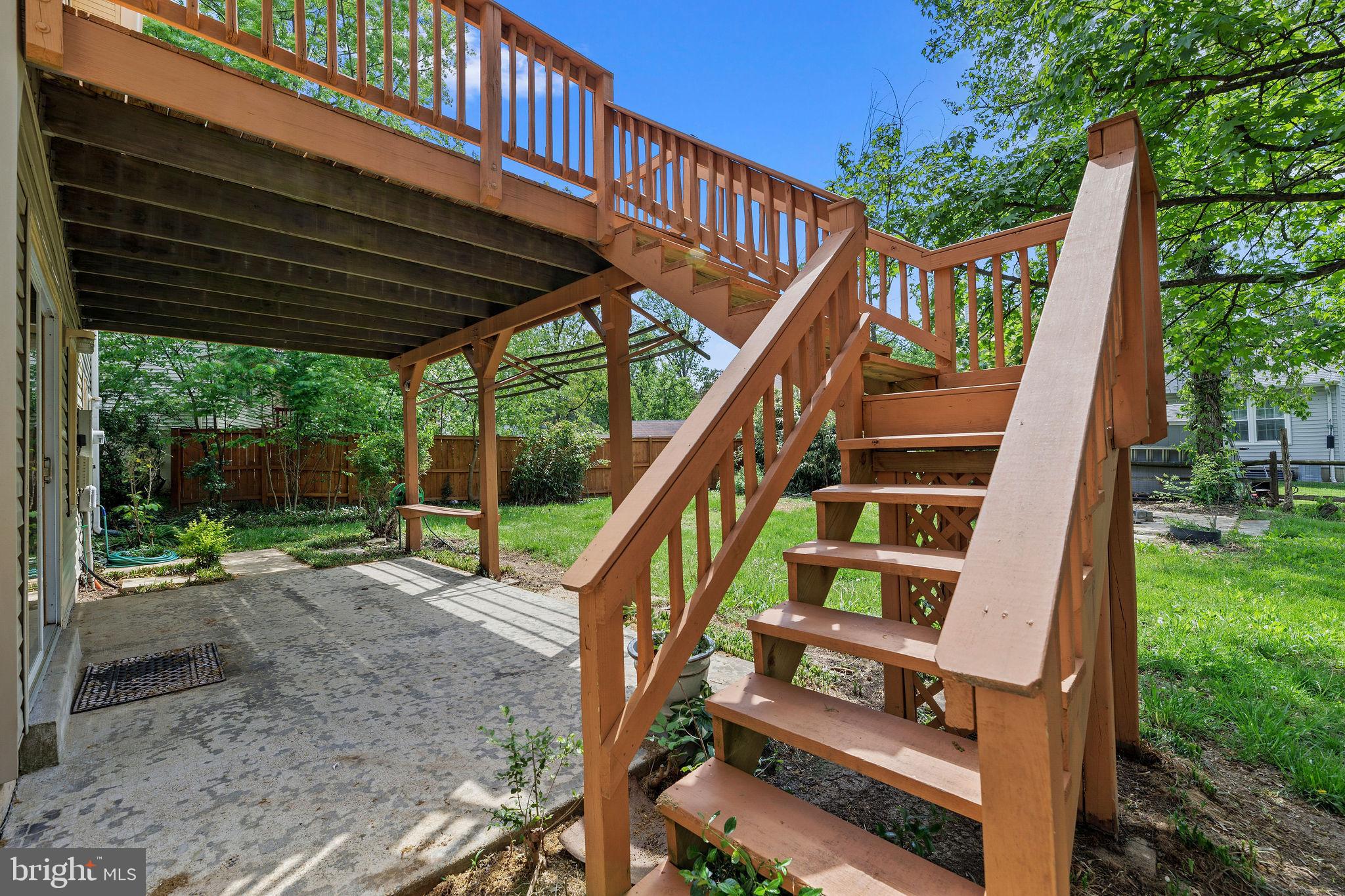 REFLECTION LAKE - Residential Lease