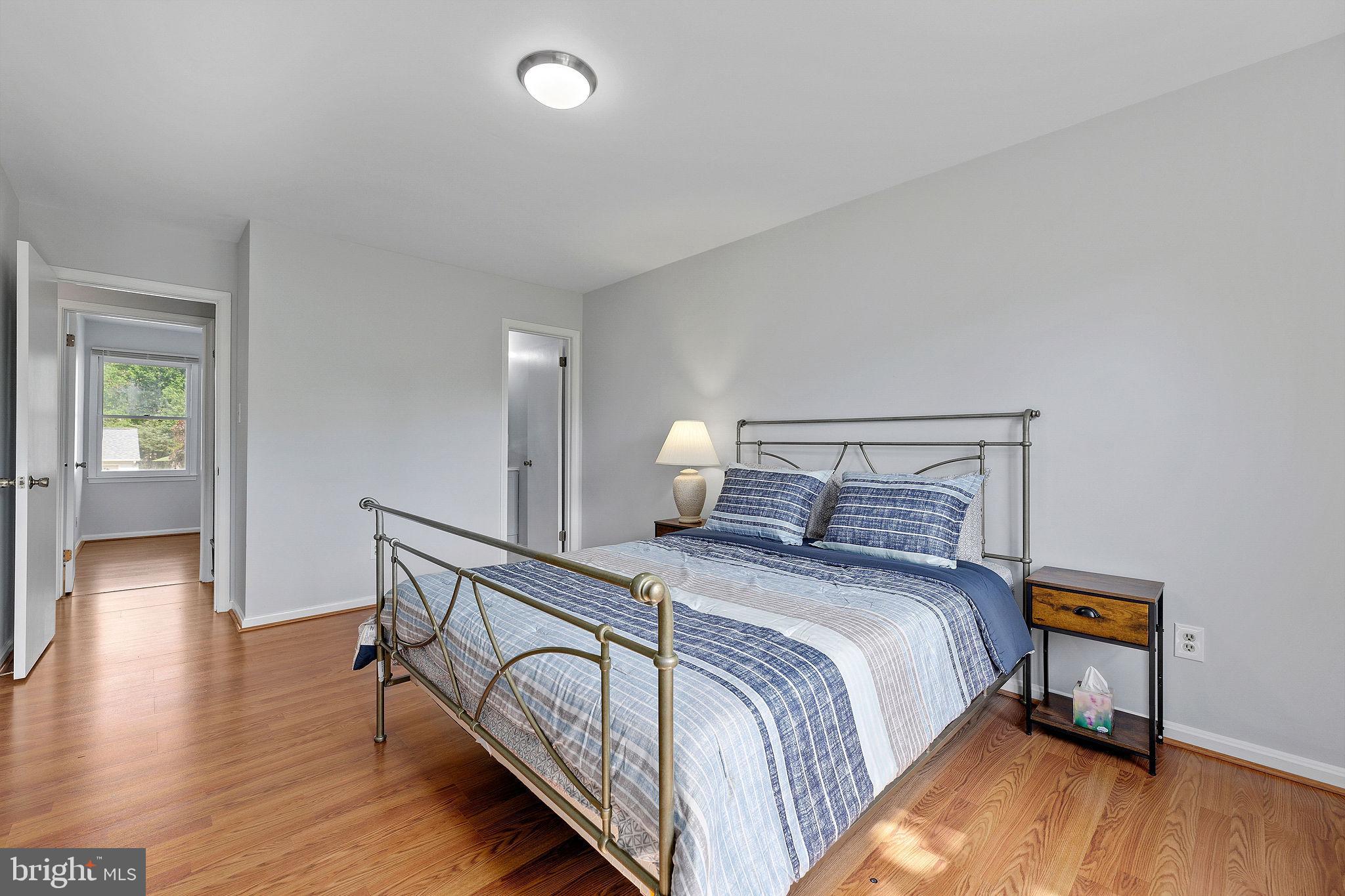 REFLECTION LAKE - Residential Lease