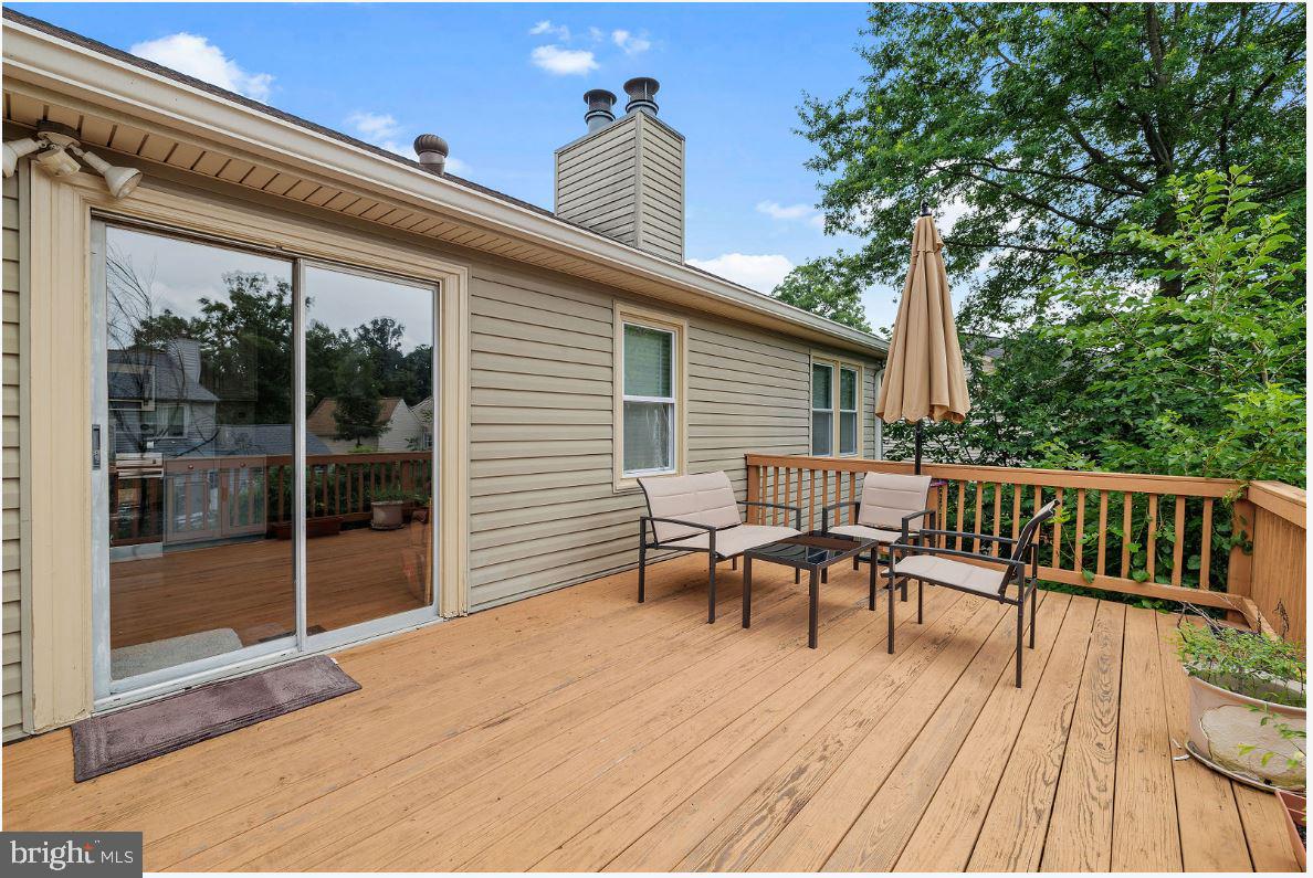 REFLECTION LAKE - Residential Lease