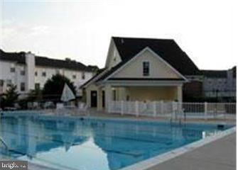 CEDAR GROVE AT CROFTON - Residential Lease