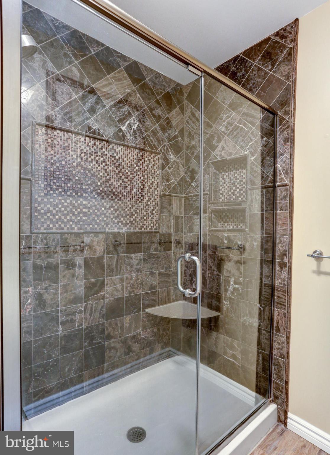 RIVERVIEW - Residential