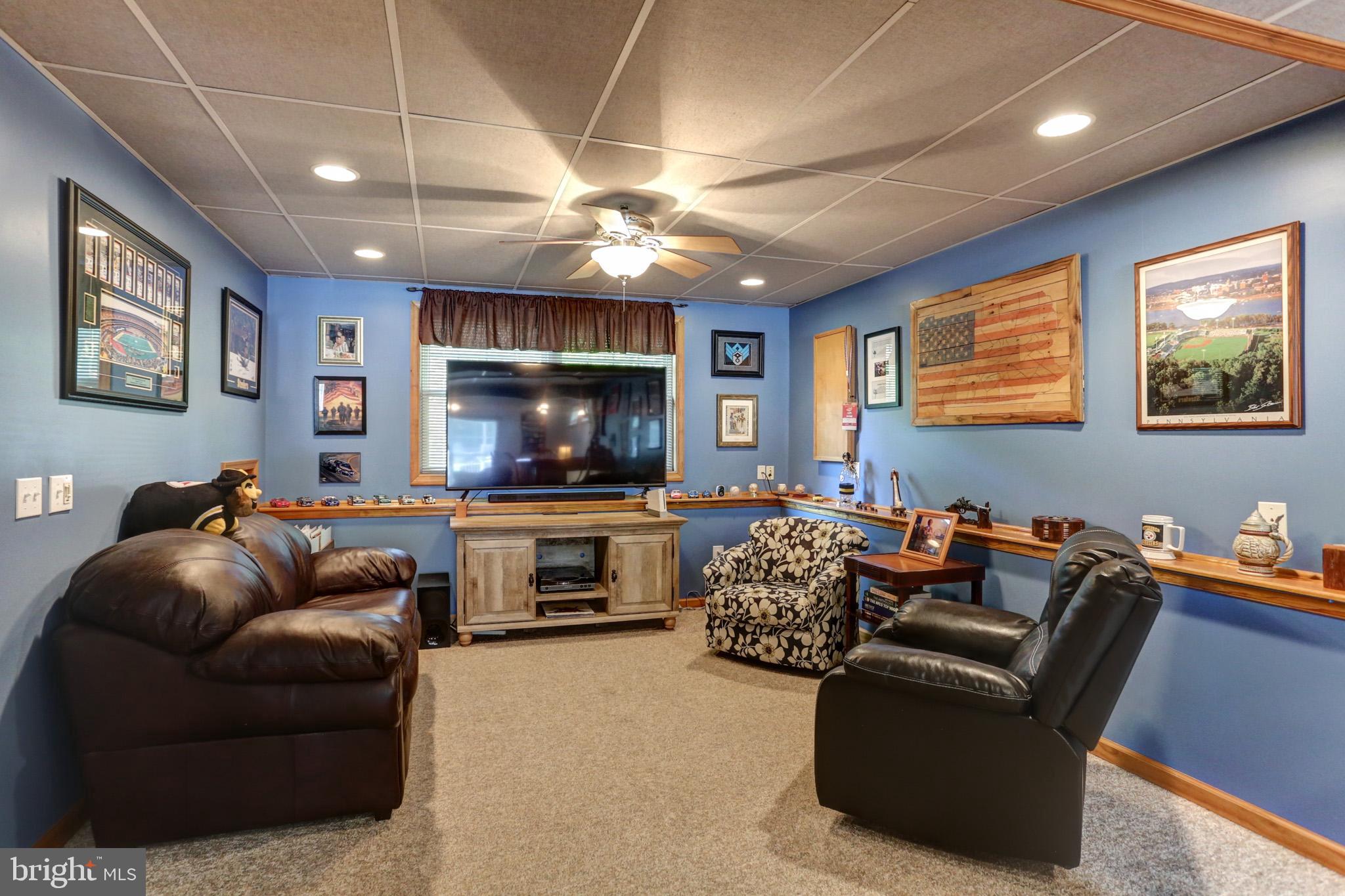 RIVERVIEW - Residential