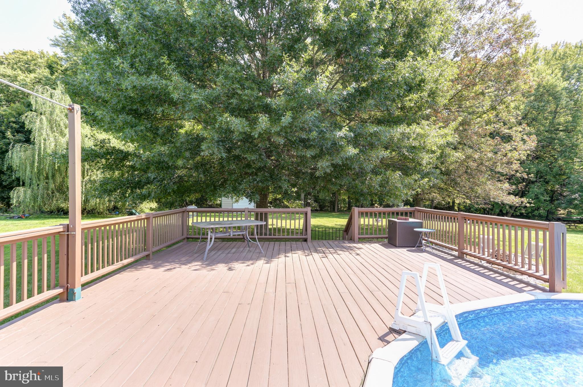 RIVERVIEW - Residential