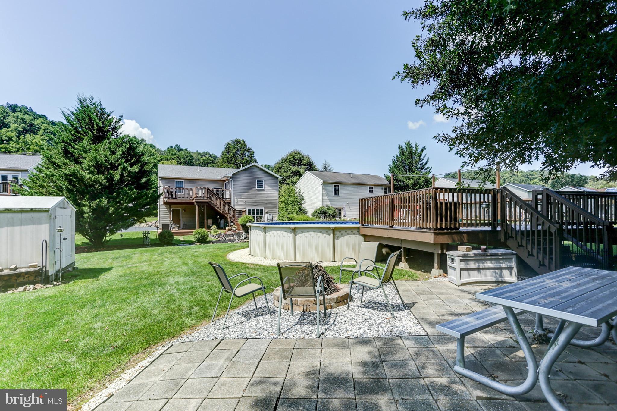 RIVERVIEW - Residential