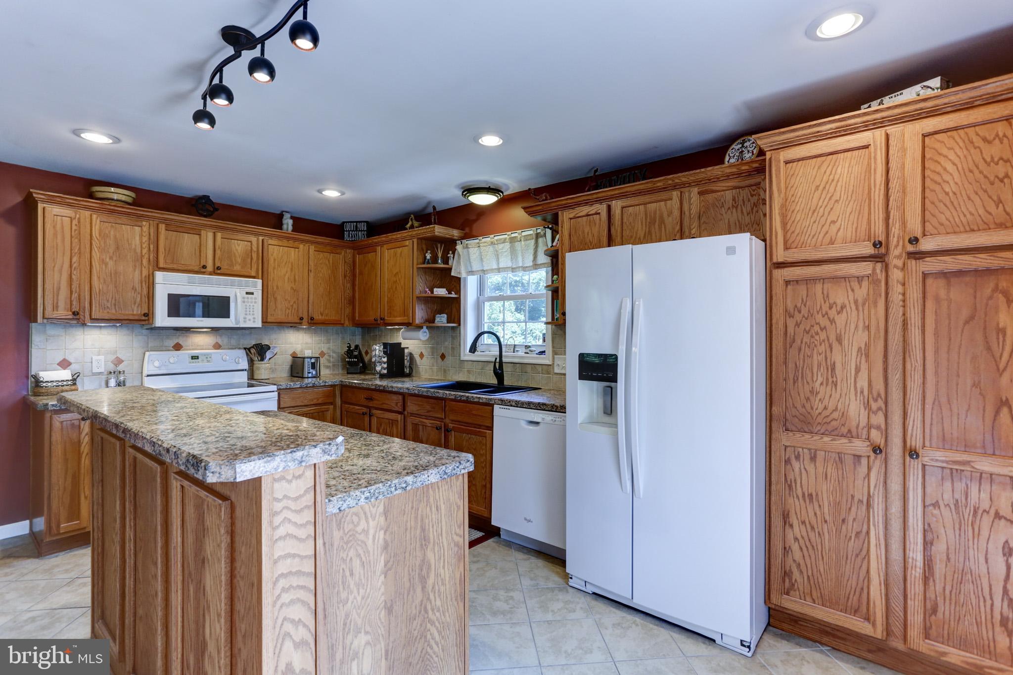 RIVERVIEW - Residential