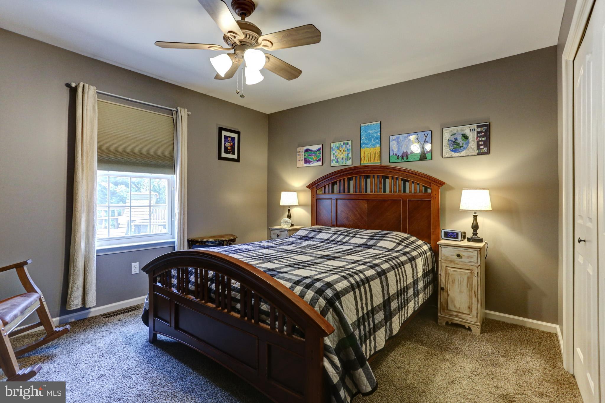 RIVERVIEW - Residential