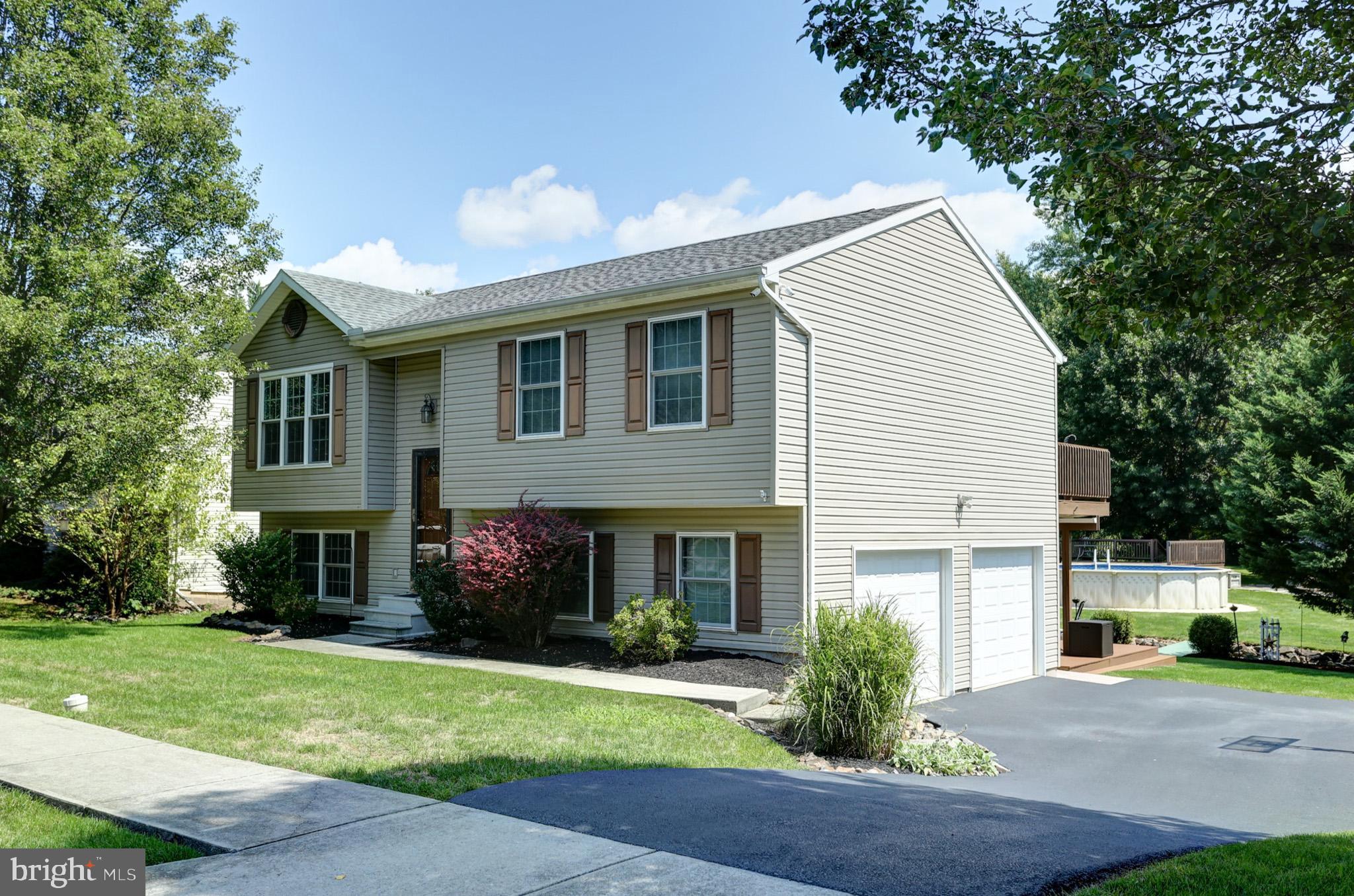 RIVERVIEW - Residential