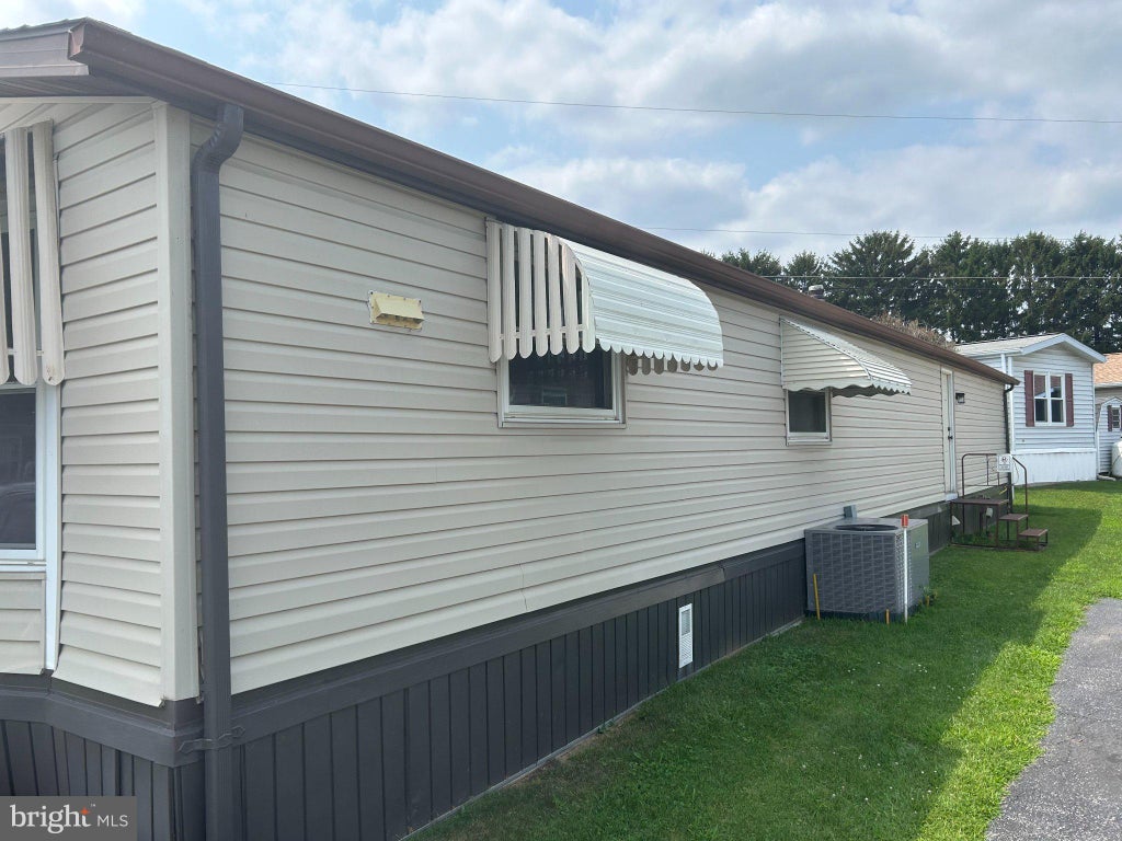 Photo of 25 Jere Road, GORDONVILLE, PA 17529 (MLS # PALA2096982)