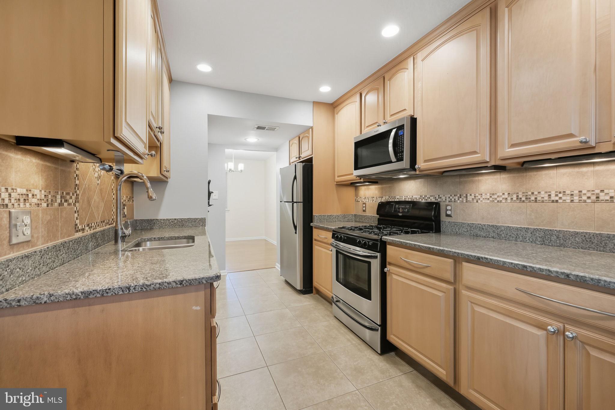 KEENE MILL WOODS - Residential