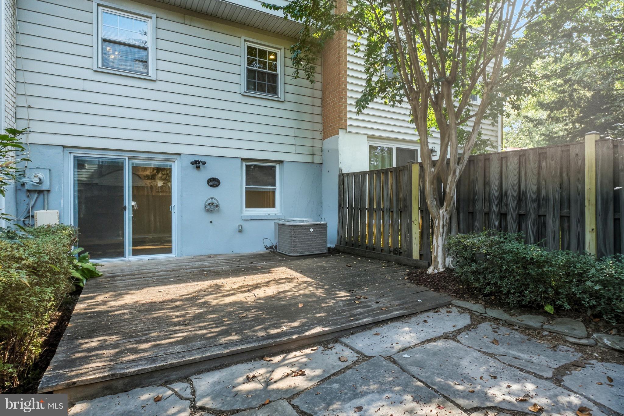 KEENE MILL WOODS - Residential