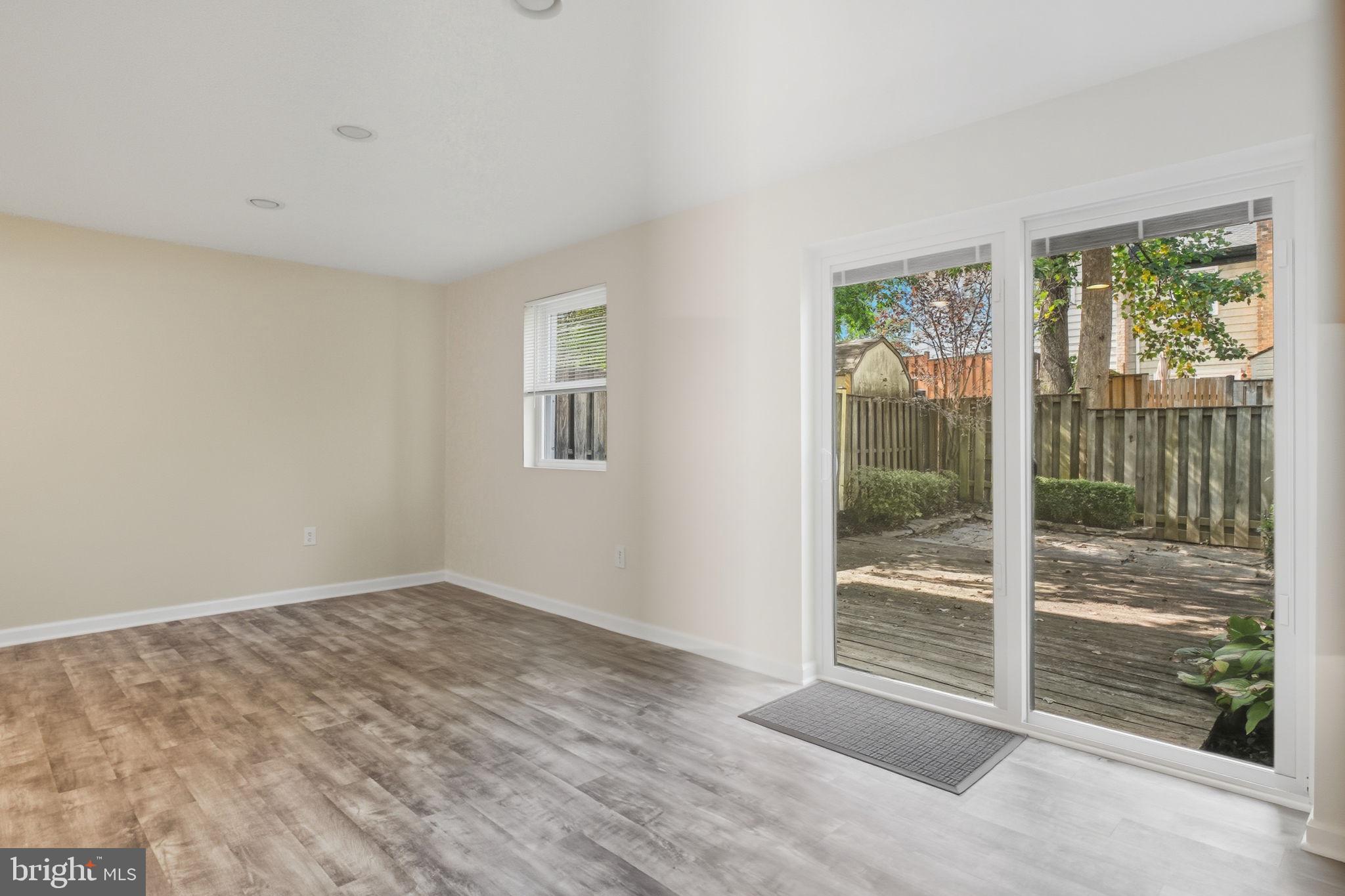 KEENE MILL WOODS - Residential