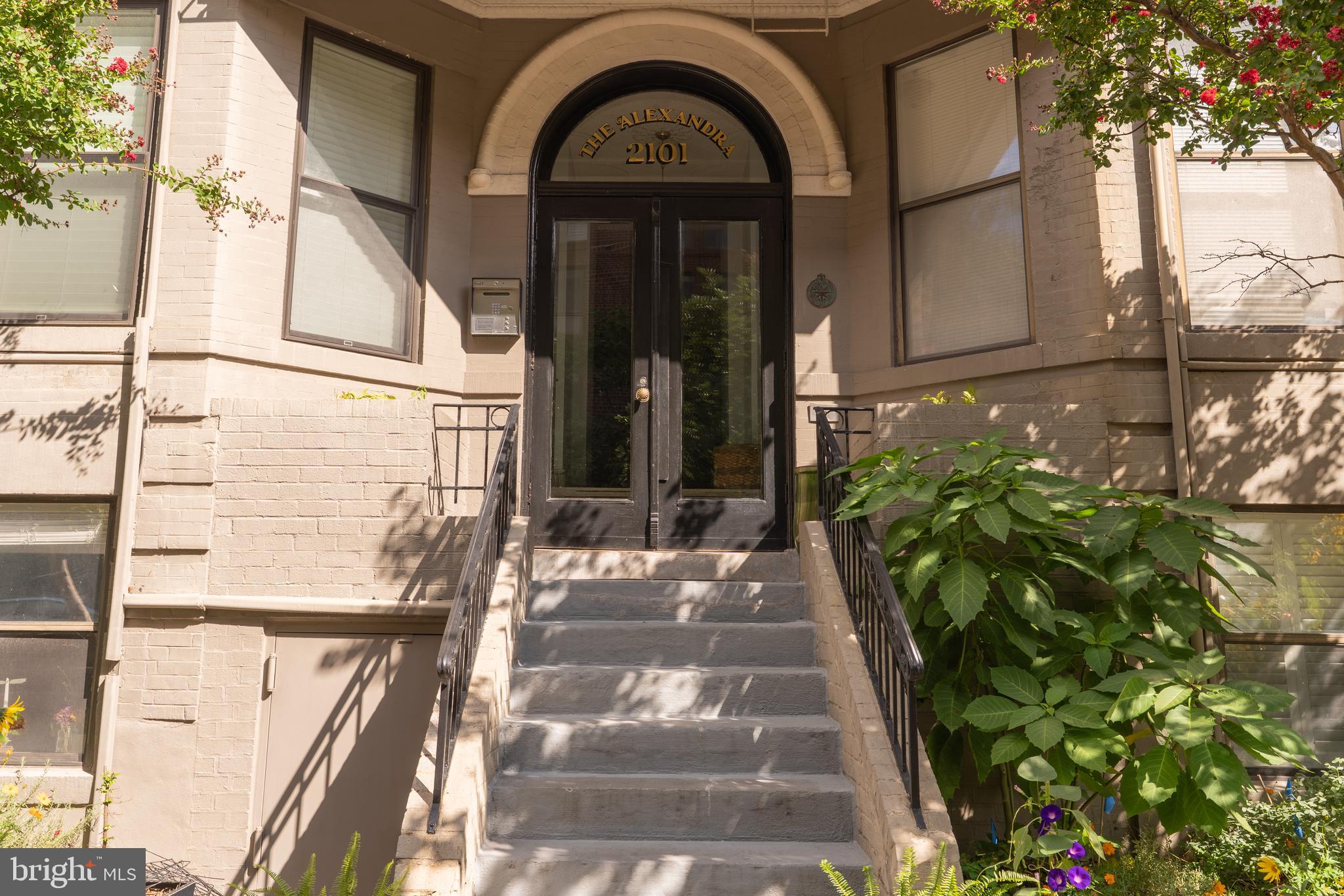 2101 N STREET NW T4