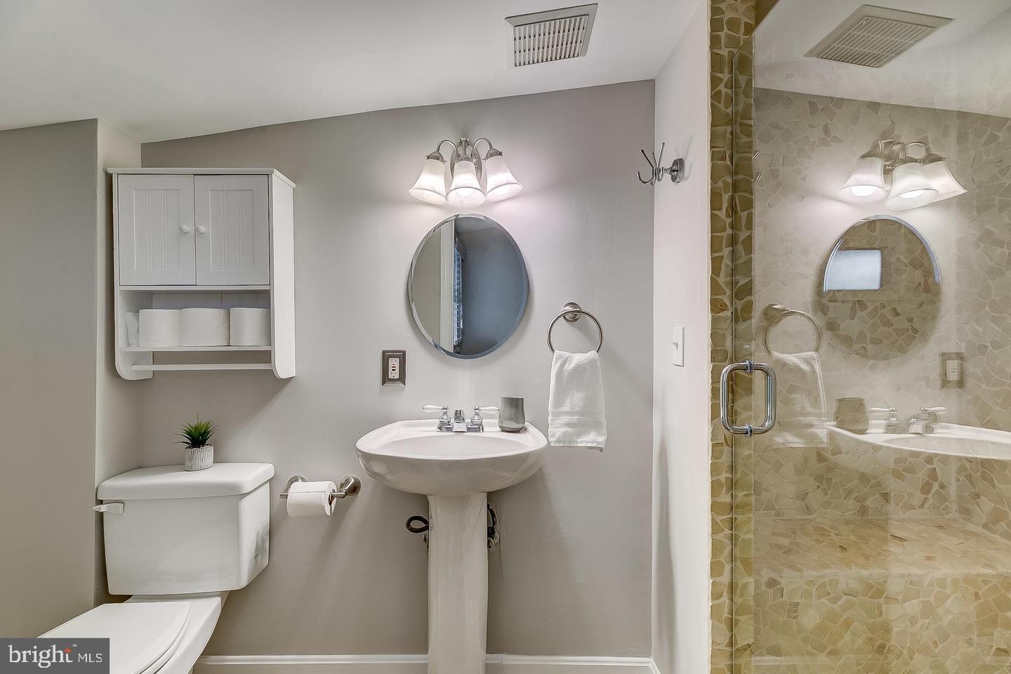 FEDERAL HILL HISTORIC DISTRICT - Residential Lease