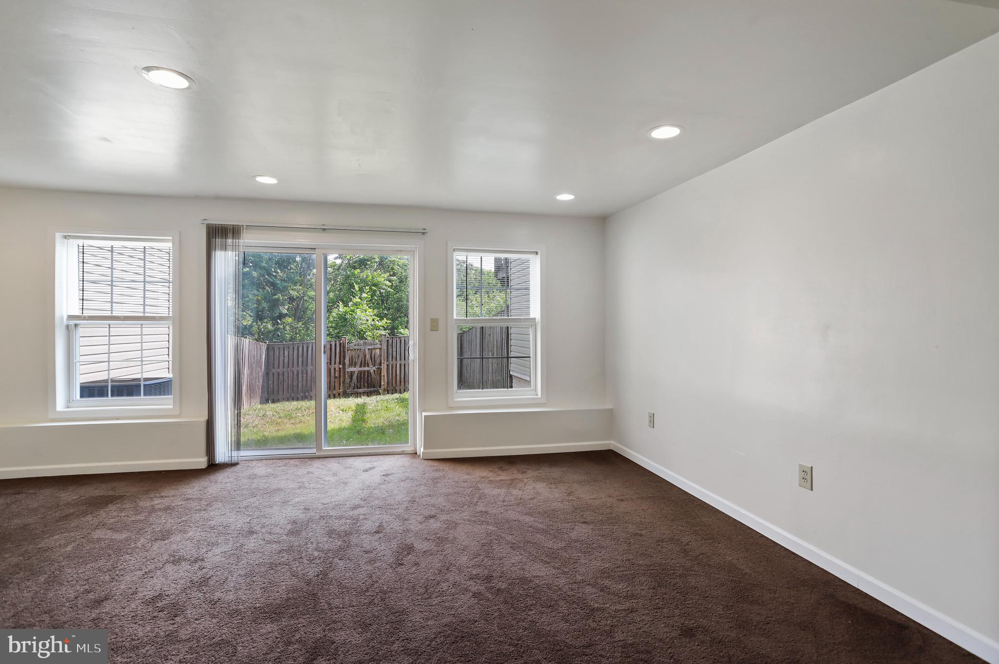 FAIRWAYS AT STONEBRIDGE - Residential