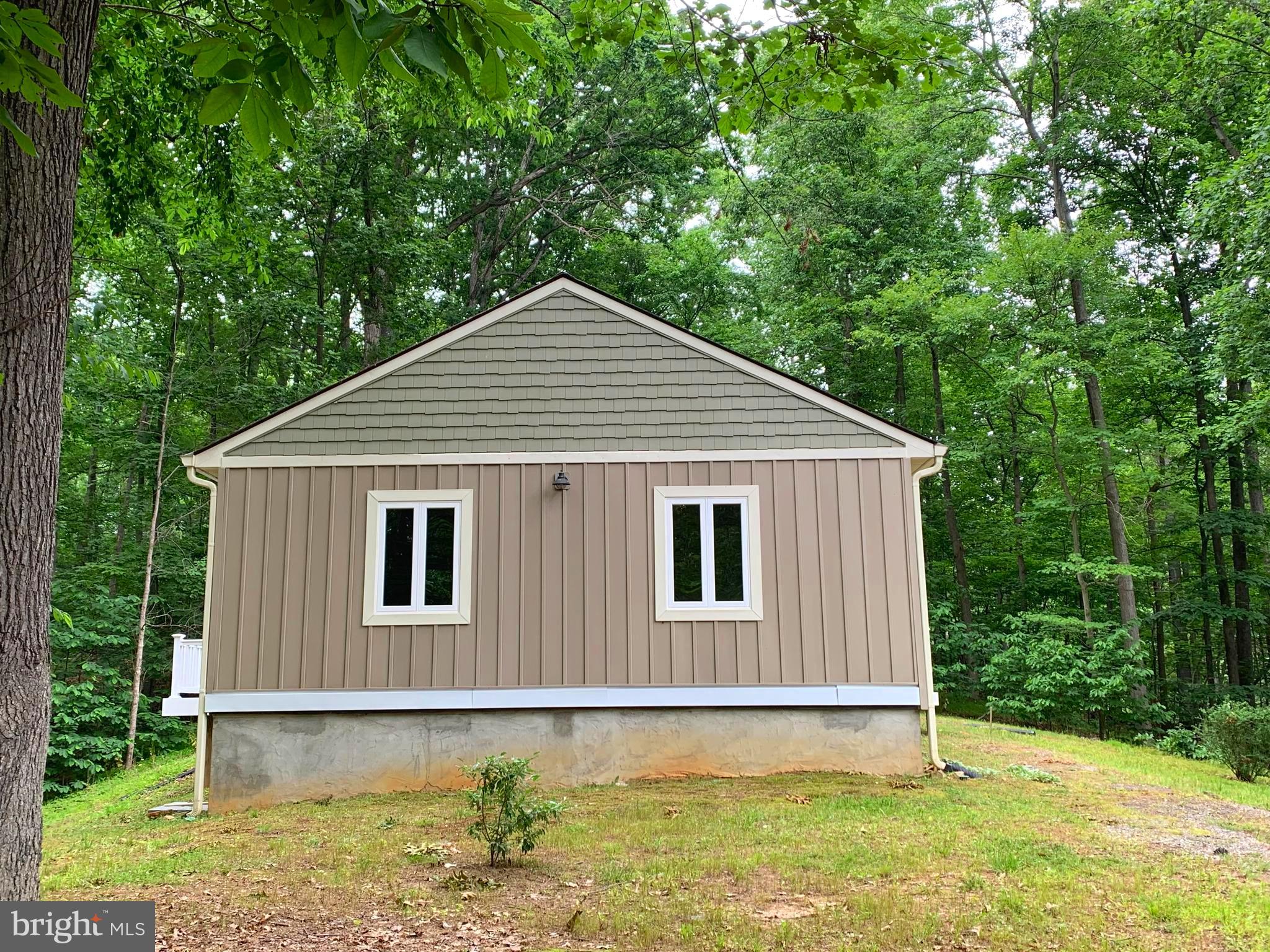 CALMES NECK ESTATES - Residential