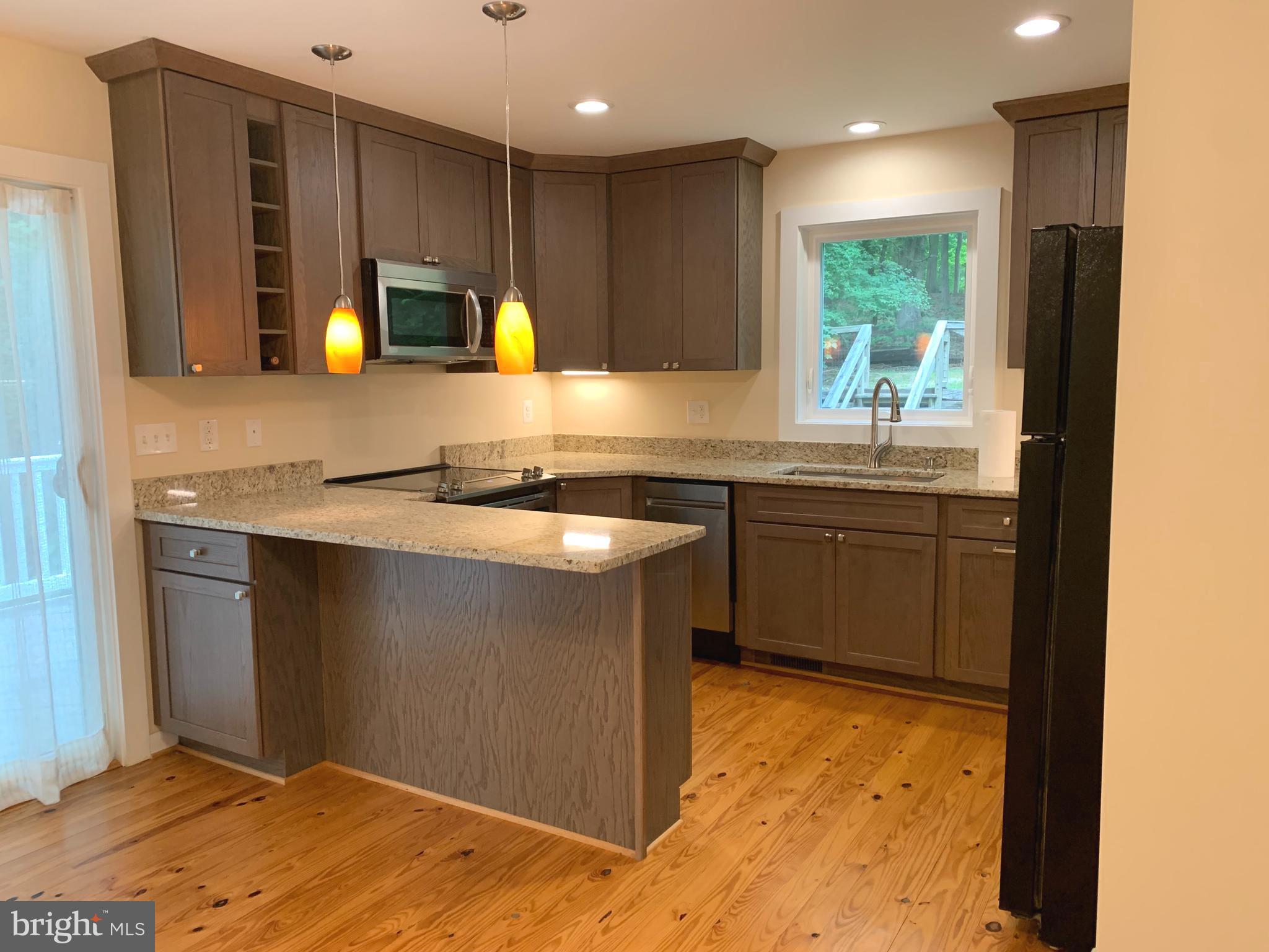 CALMES NECK ESTATES - Residential