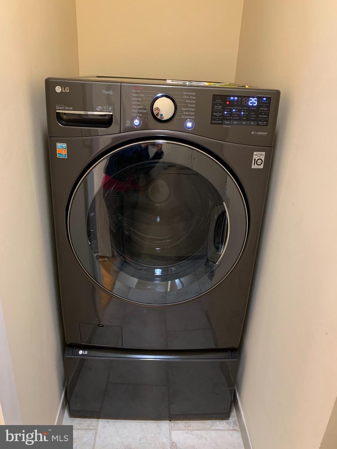 CALMES NECK ESTATES - Residential