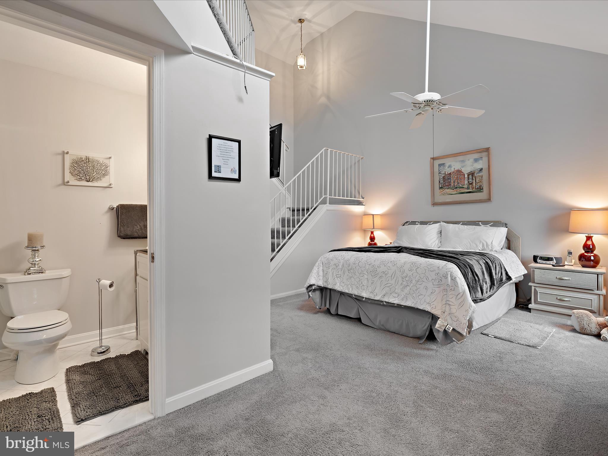 STONEY BEACH - Residential