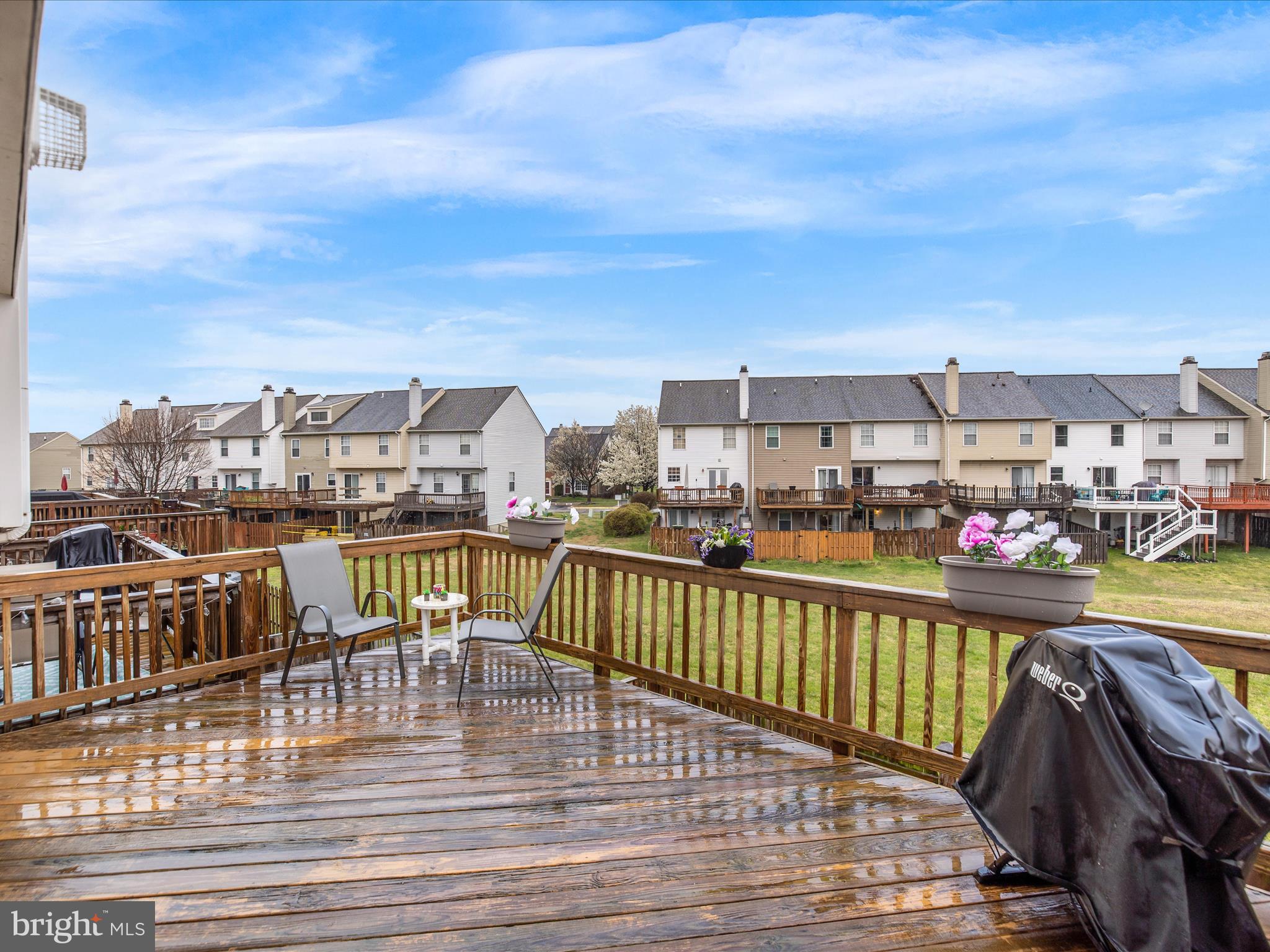 STONEY BEACH - Residential