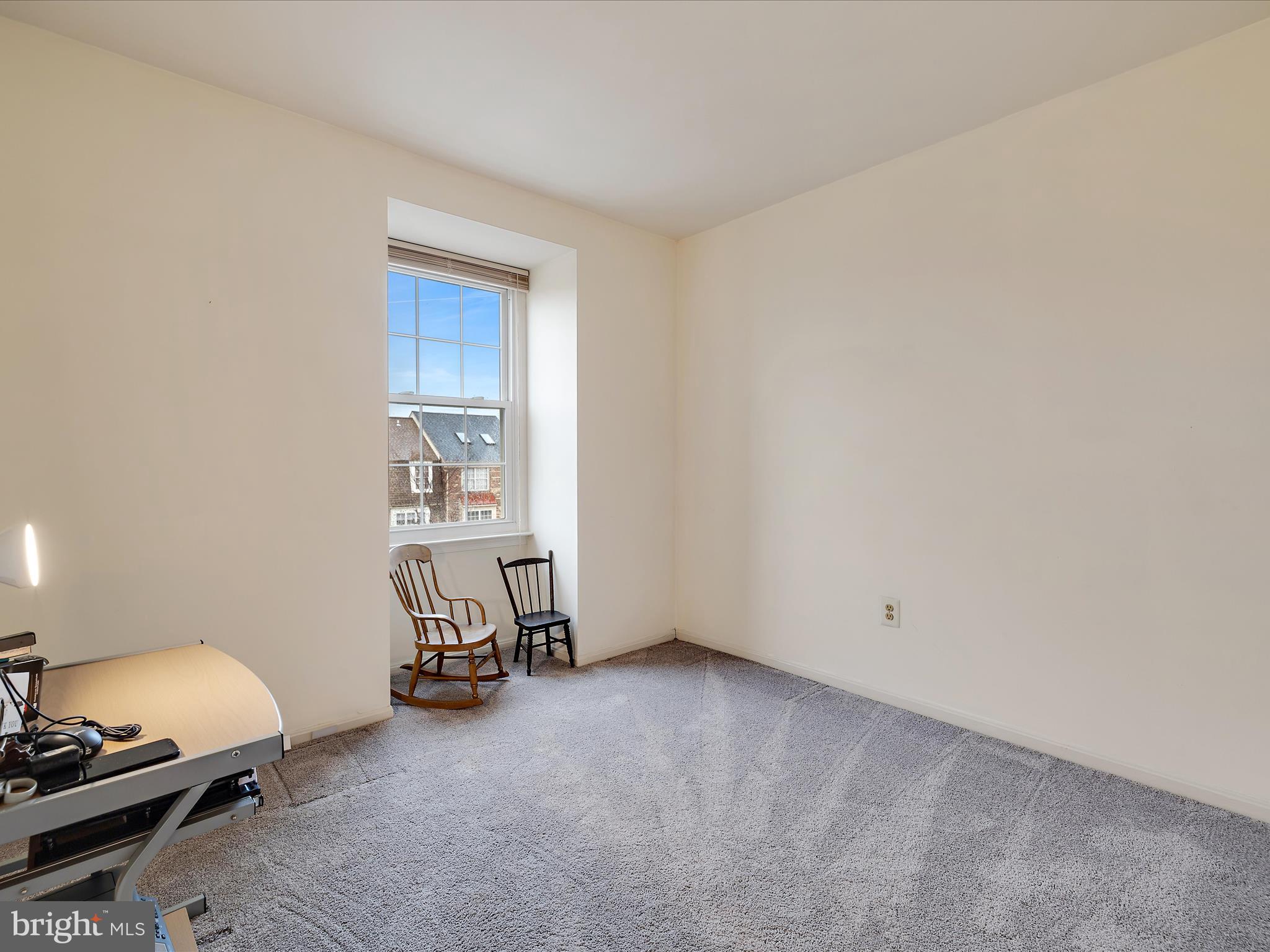 STONEY BEACH - Residential