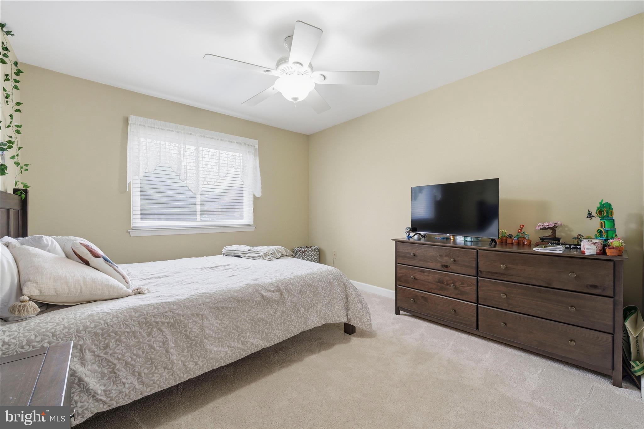 PINEBROOK - Residential