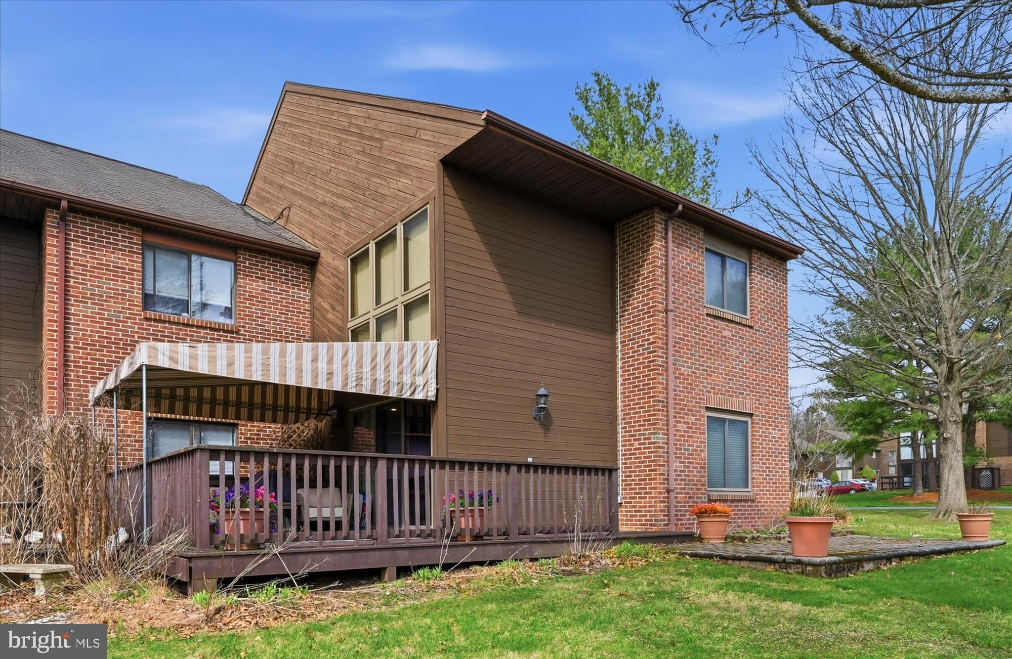 PINEBROOK - Residential