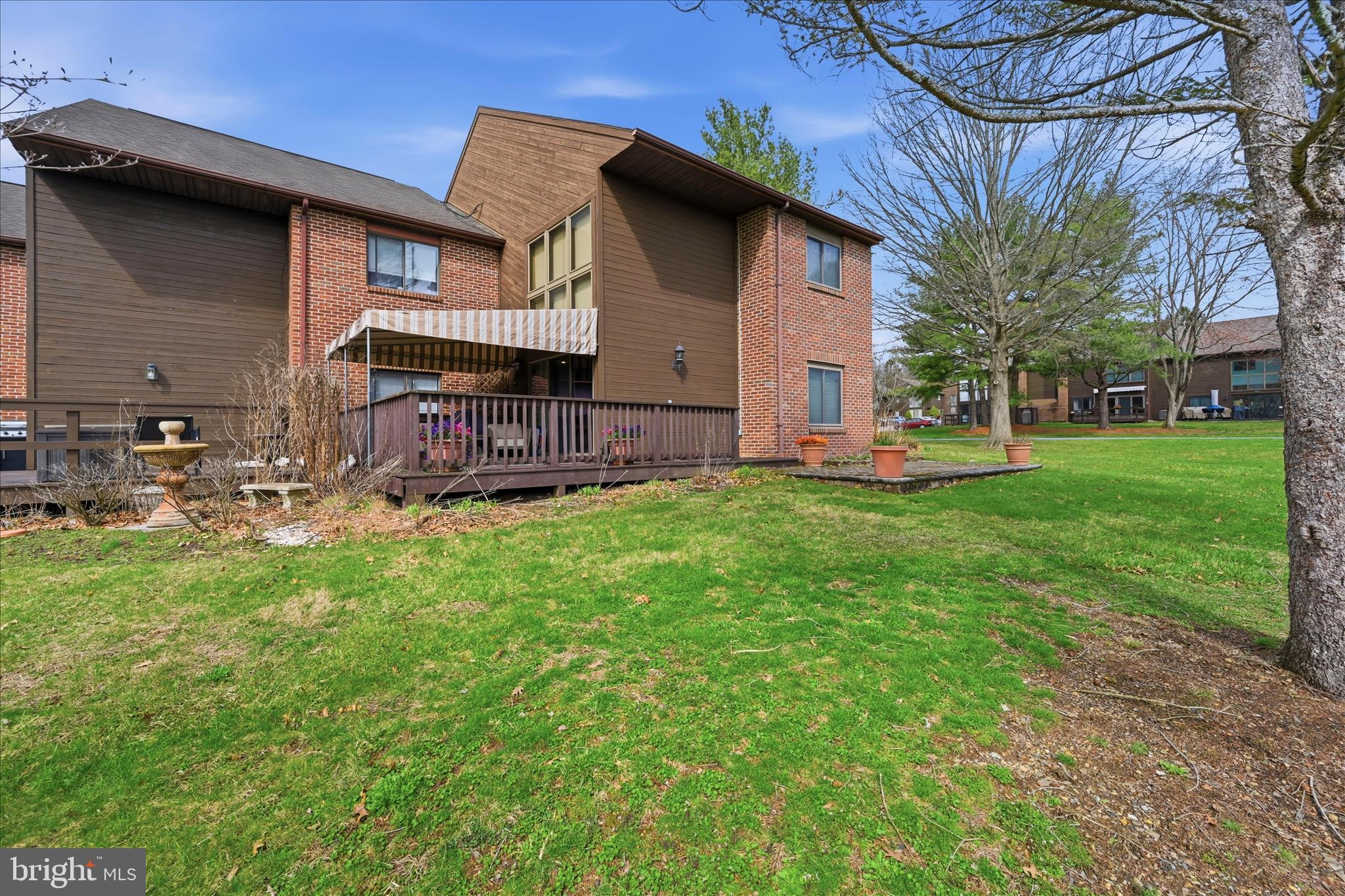 PINEBROOK - Residential