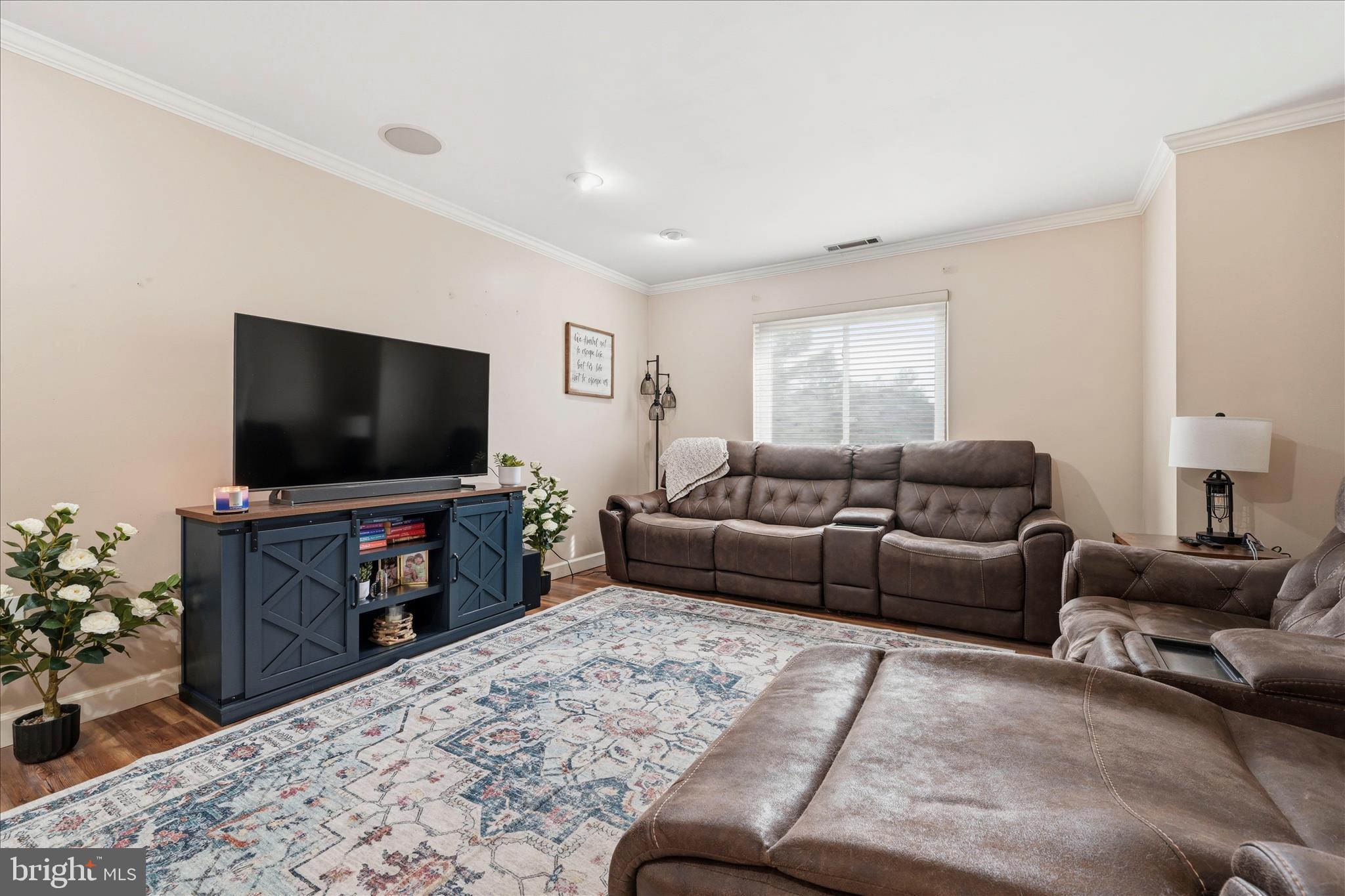 PINEBROOK - Residential