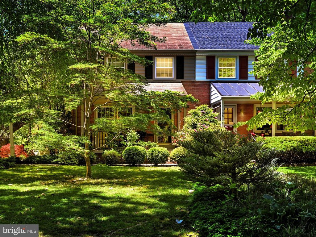 Photo of 704 State Street, Lancaster, PA 17603 (MLS # PALA2049786)