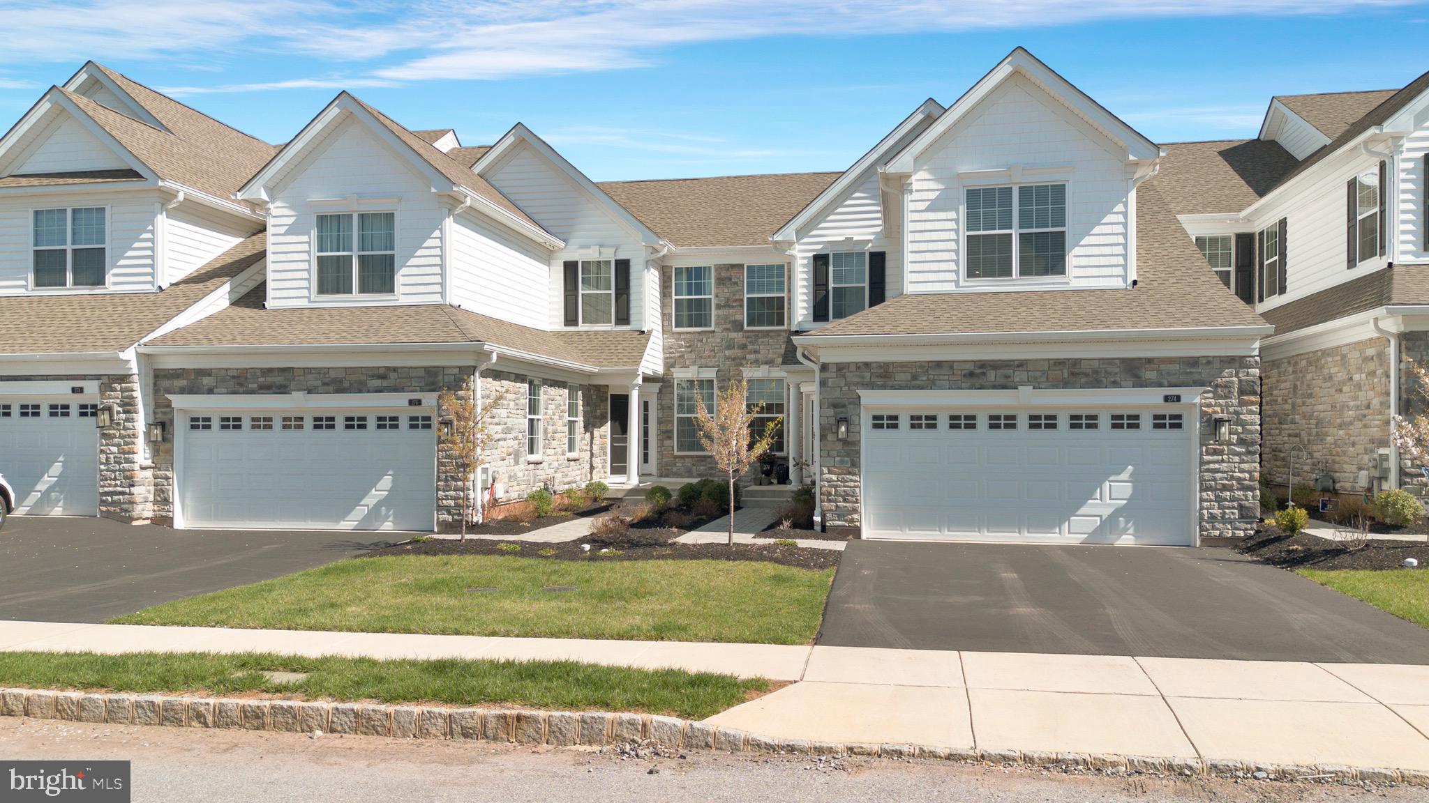 274 HOPEWELL DRIVE