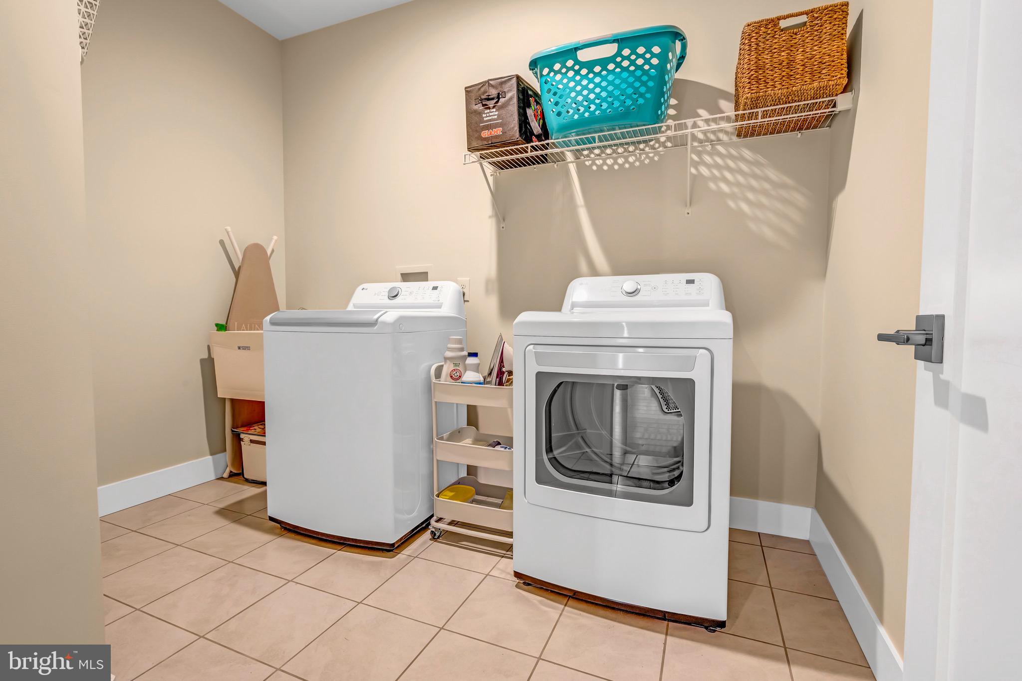 WHITE SPRINGS AT PROVIDENCE - Residential