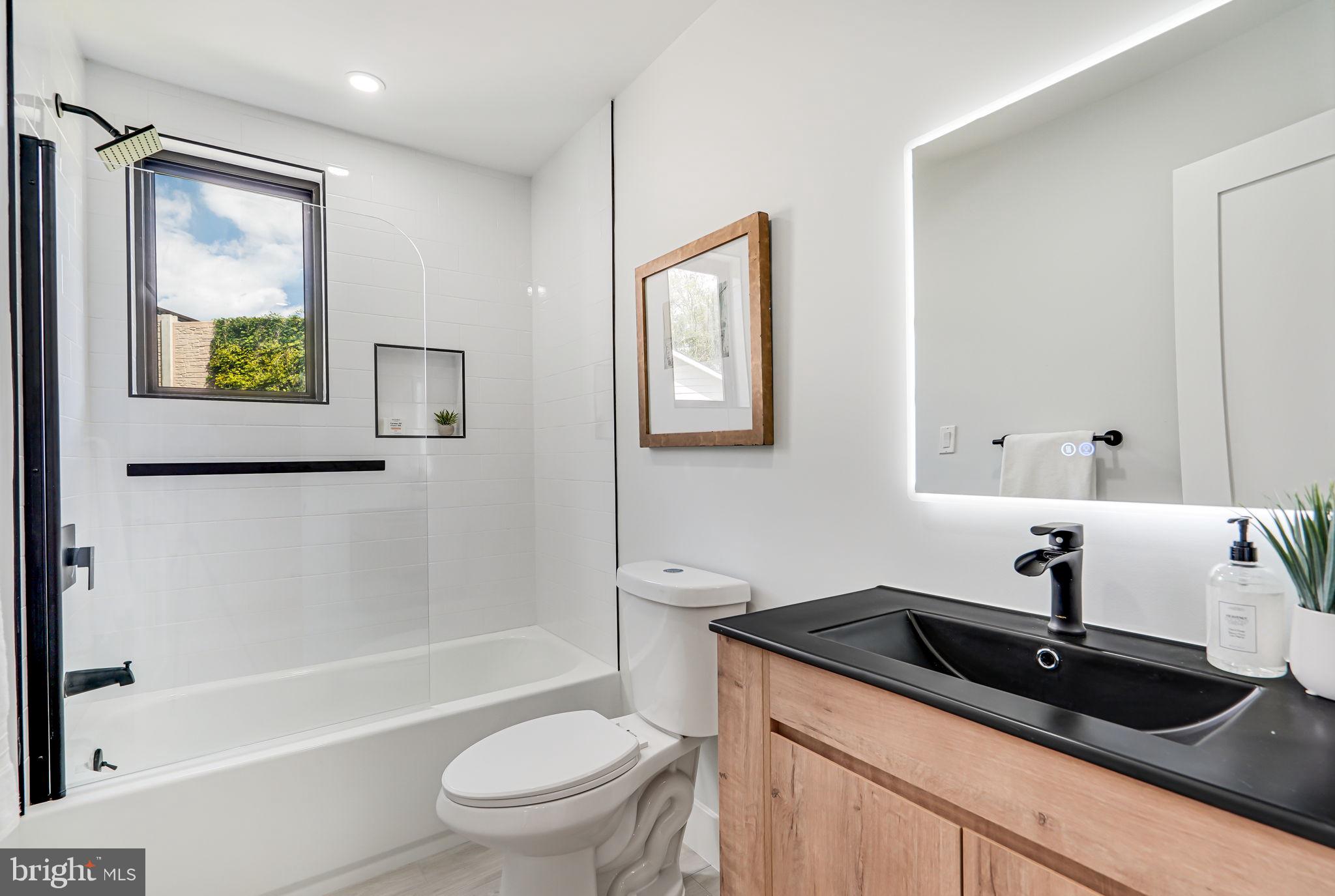 BERKSHIRE OAKWOOD - Residential