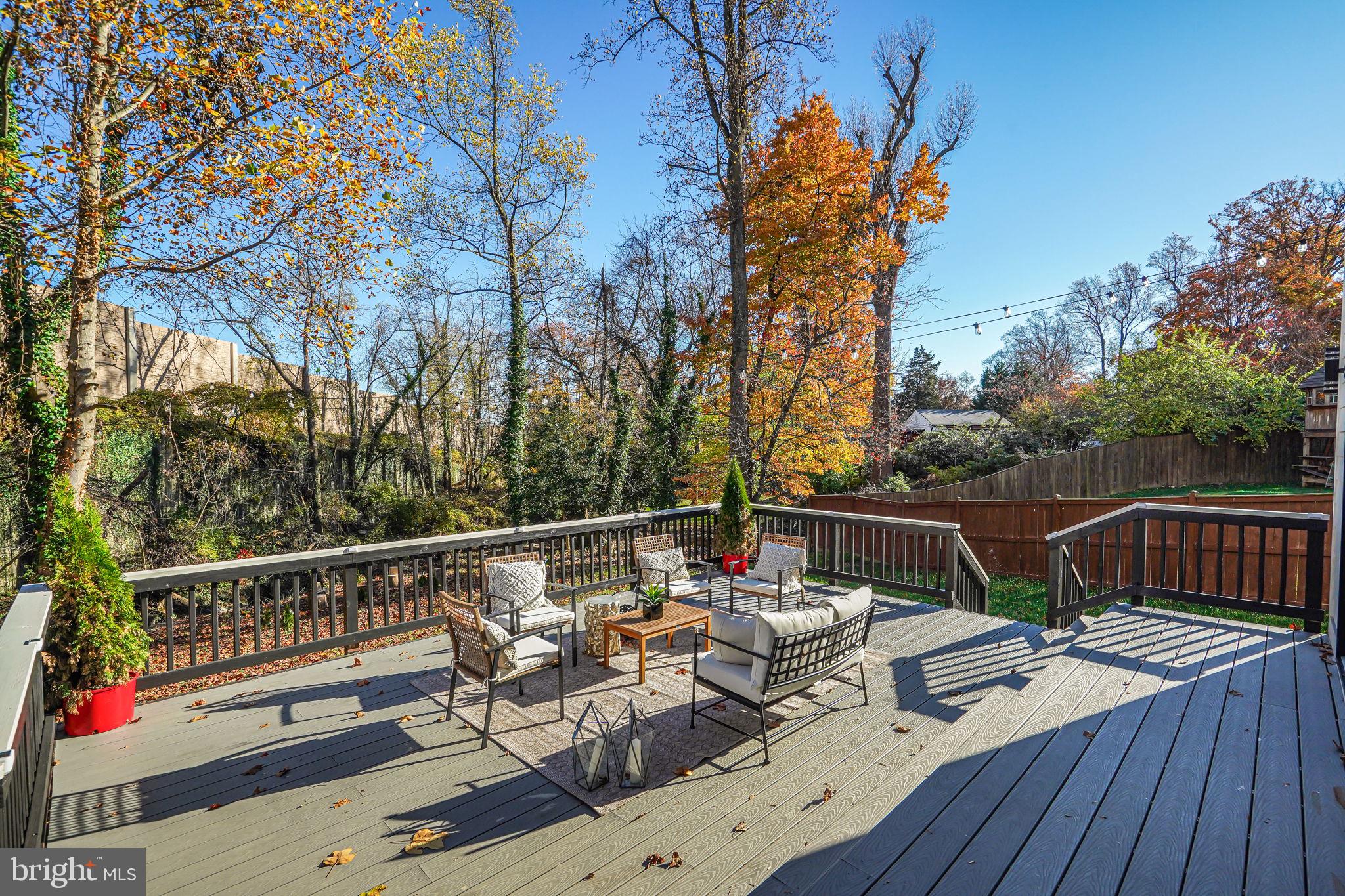 BERKSHIRE OAKWOOD - Residential