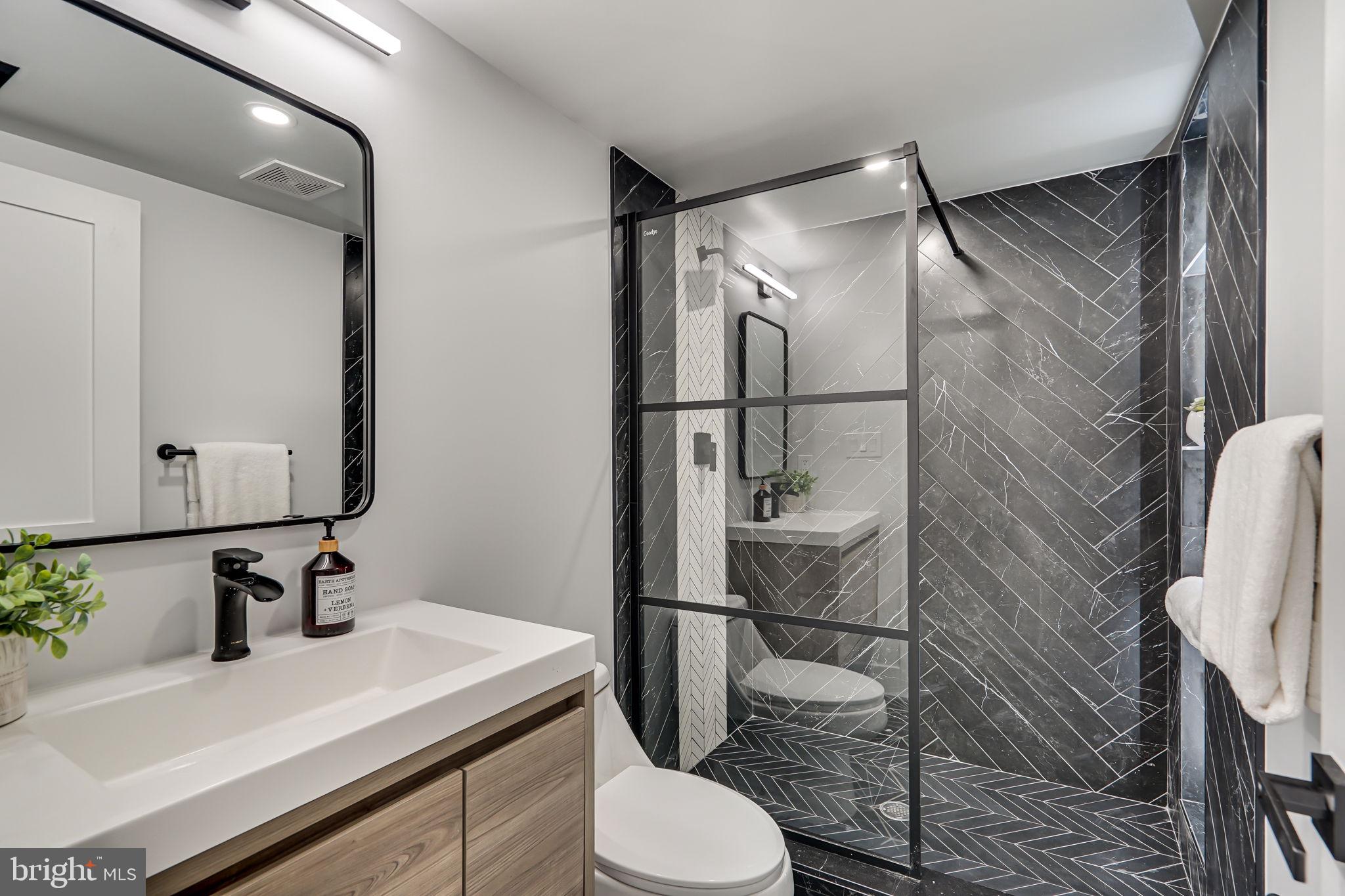 BERKSHIRE OAKWOOD - Residential