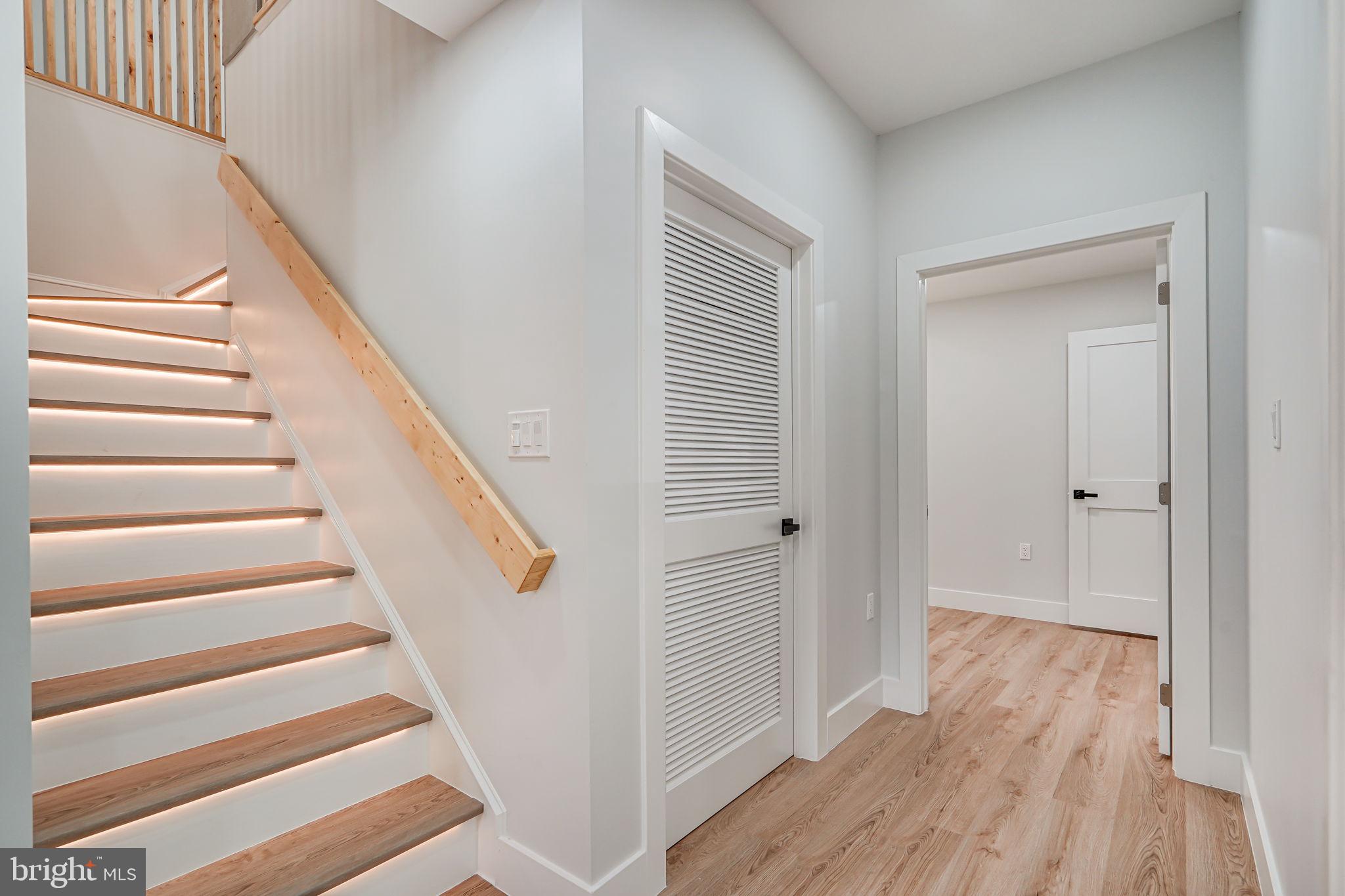 BERKSHIRE OAKWOOD - Residential