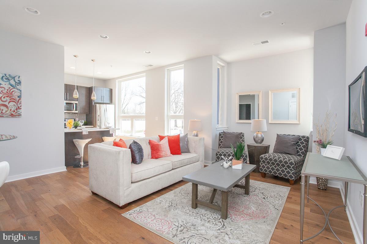 MANAYUNK - Residential Lease