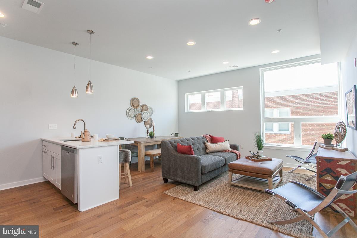 MANAYUNK - Residential Lease