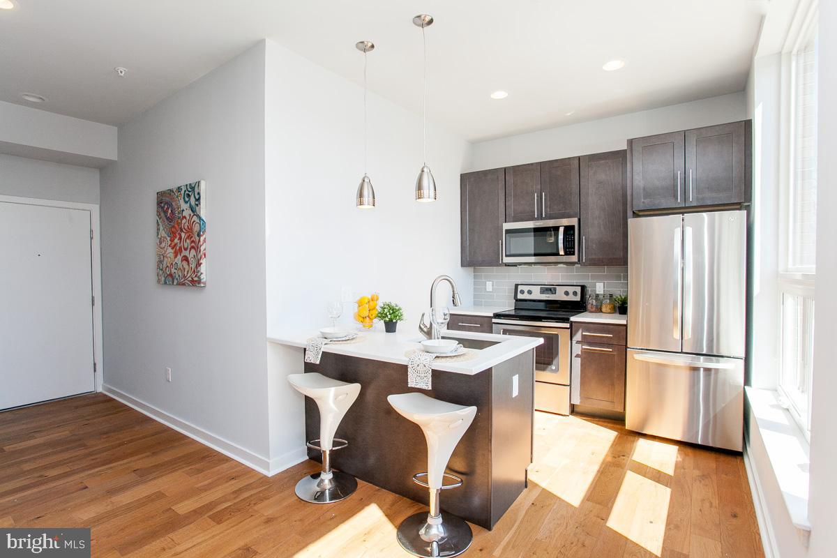 MANAYUNK - Residential Lease