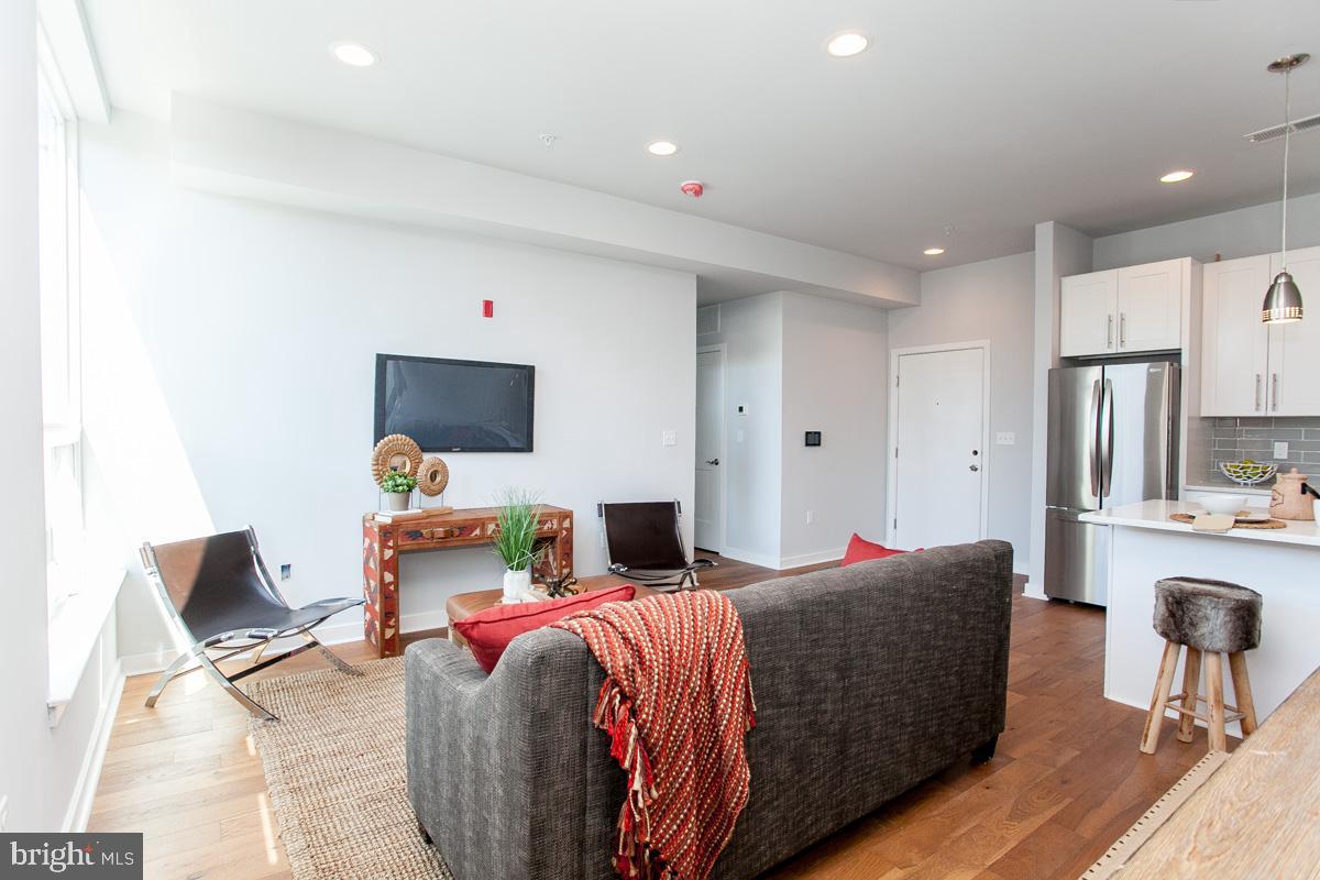 MANAYUNK - Residential Lease