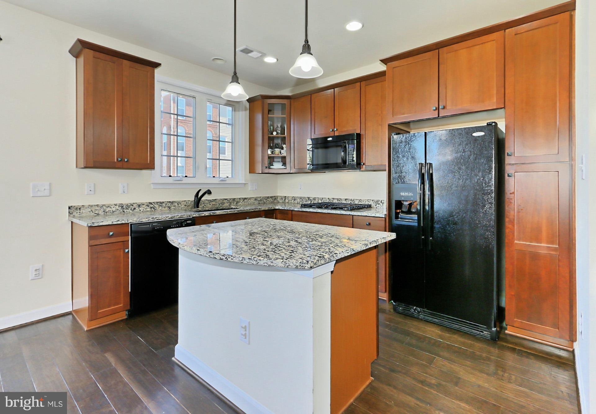 GOOSE CREEK VILLAGE NORTH - Residential