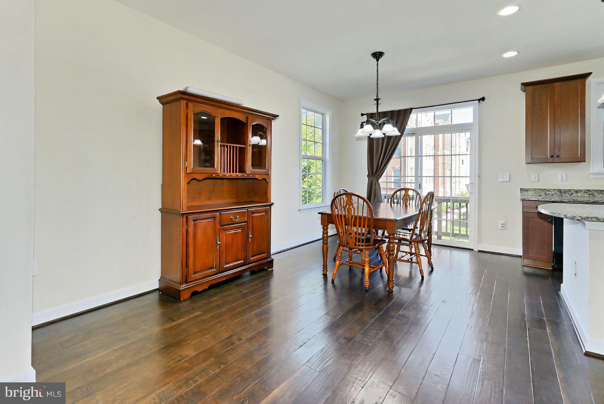 GOOSE CREEK VILLAGE NORTH - Residential